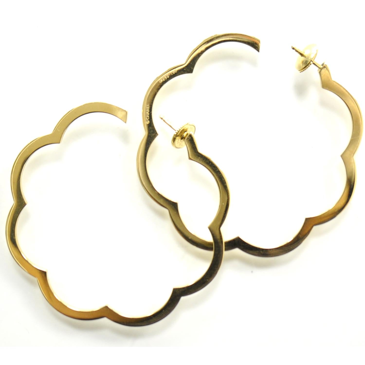 Chanel 18K Yellow Gold Large Profil de Camelia Hoop Earrings 1 of 4