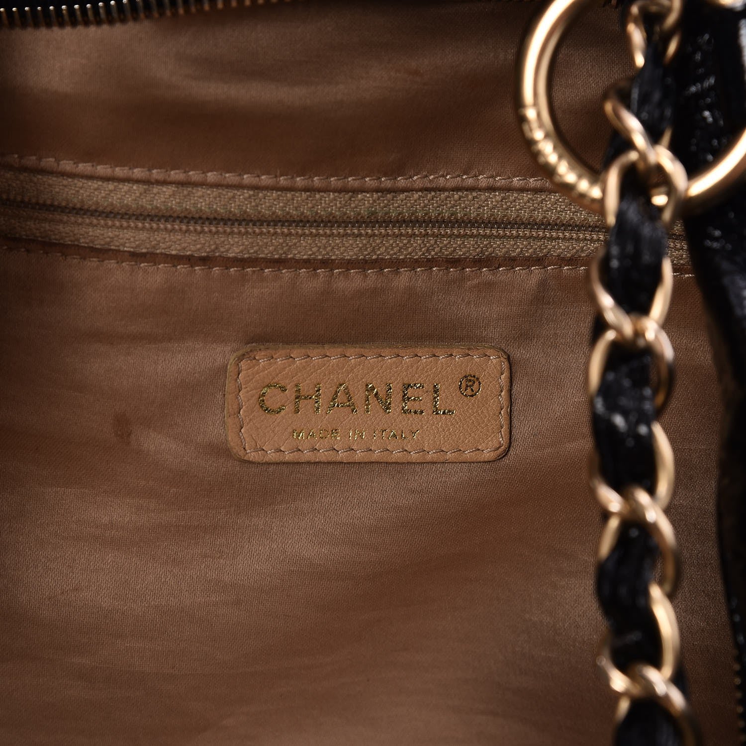 Chanel Vinyl XXL Rock and Chain Bowler Black 6 of 7