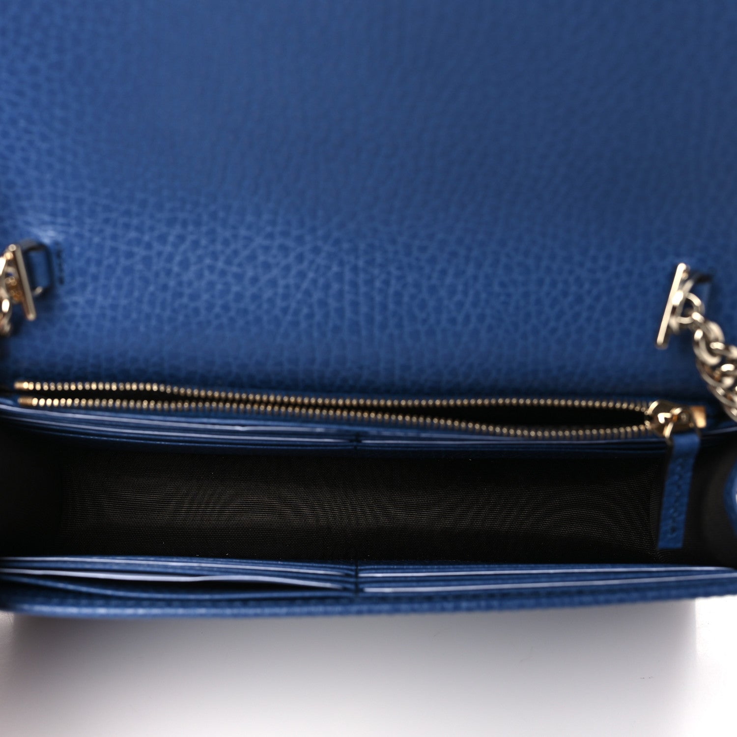 Gucci Dollar Calfskin Interlocking G Chain Wallet Caspian 5 of 8