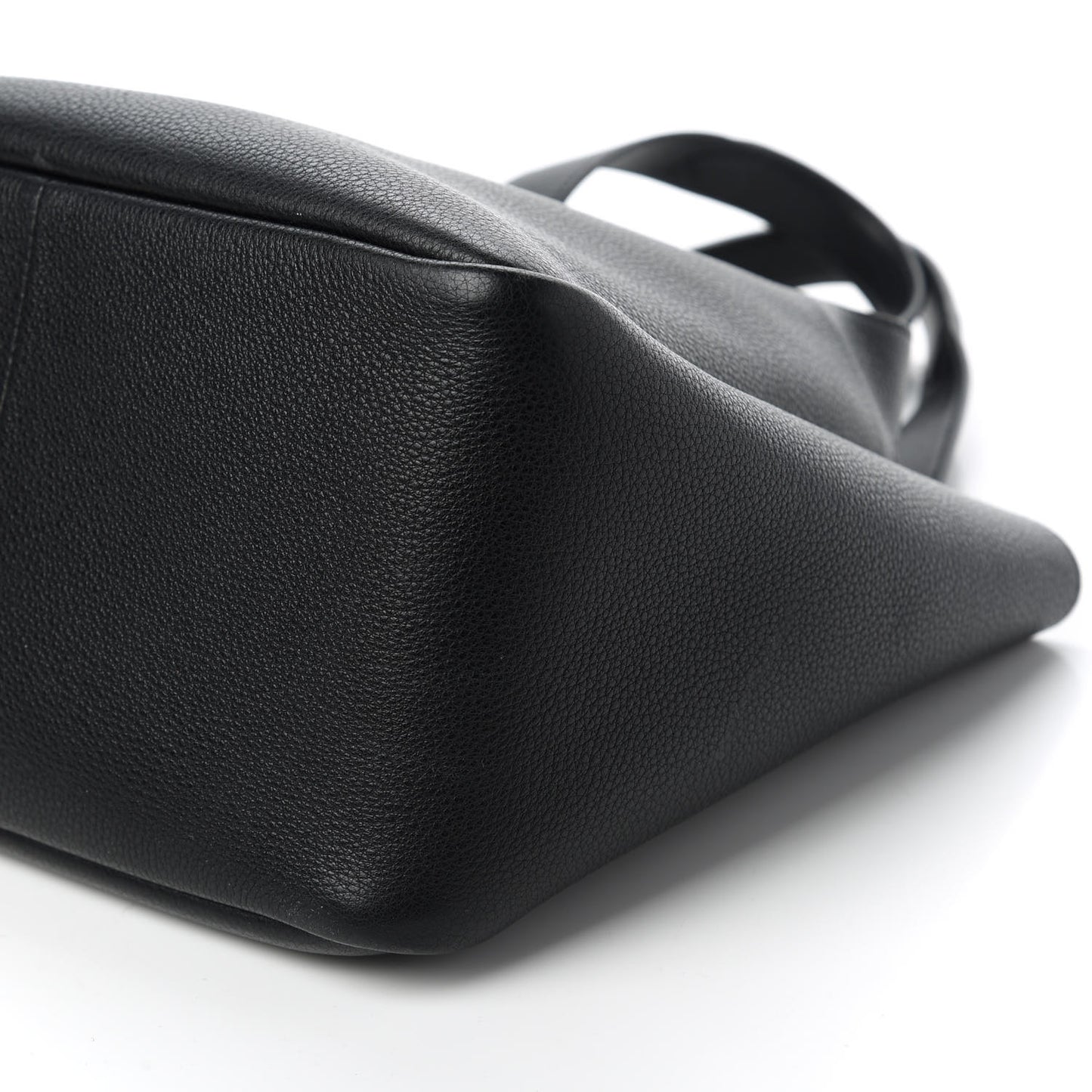 Vitello Daino Soft Medium Dynamique Tote Black