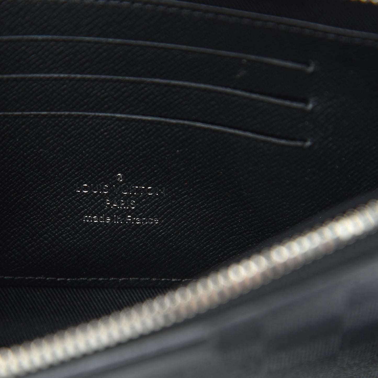 Damier Graphite Alpha Wearable Wallet