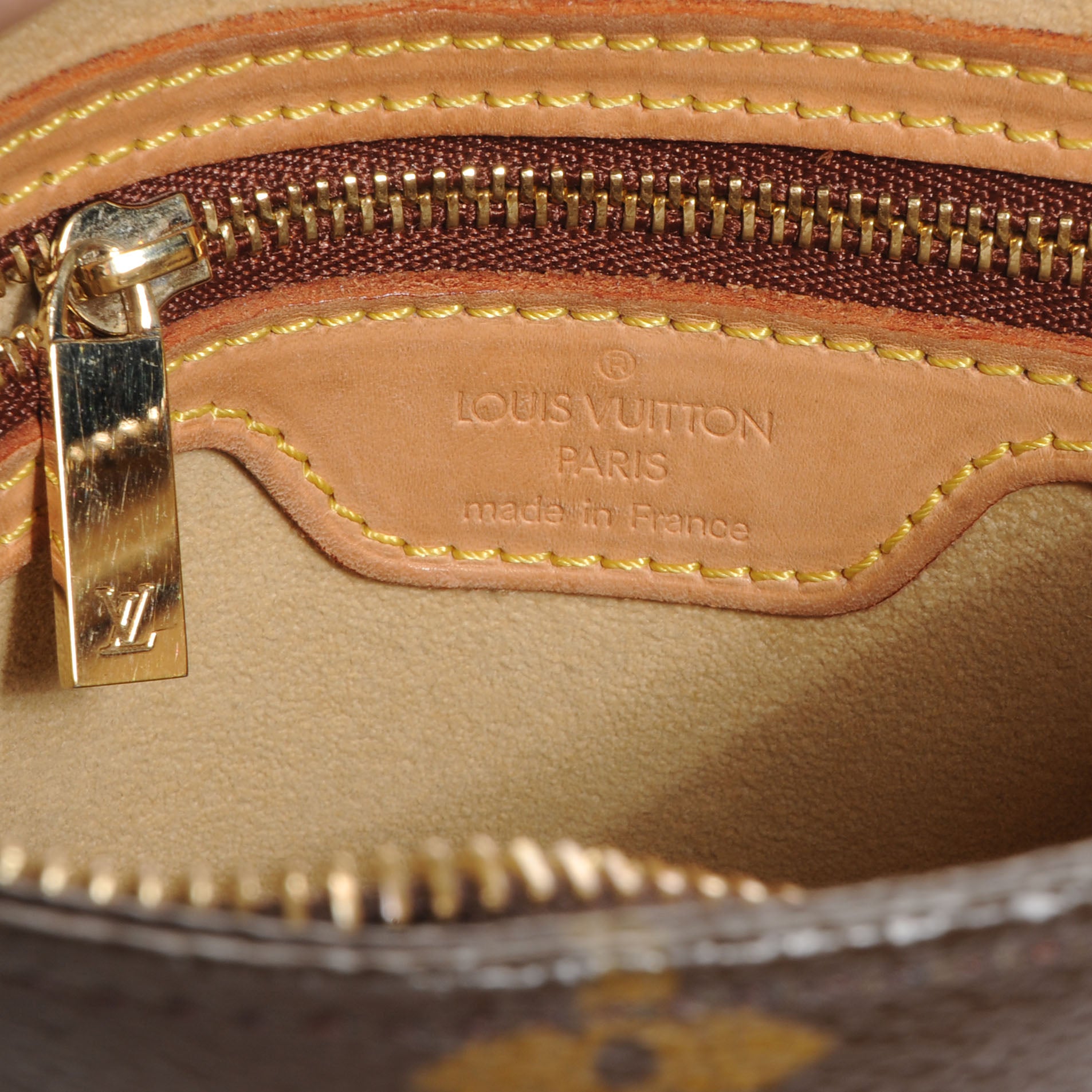 Louis Vuitton Monogram Looping MM 7 of 9