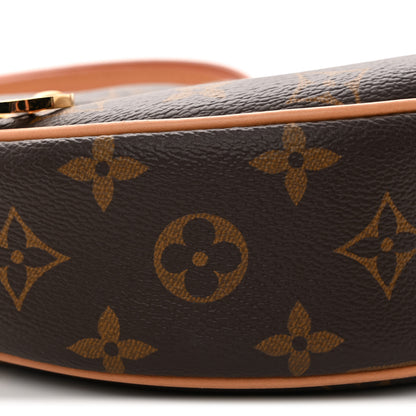 Louis Vuitton Monogram Loop 8 of 9