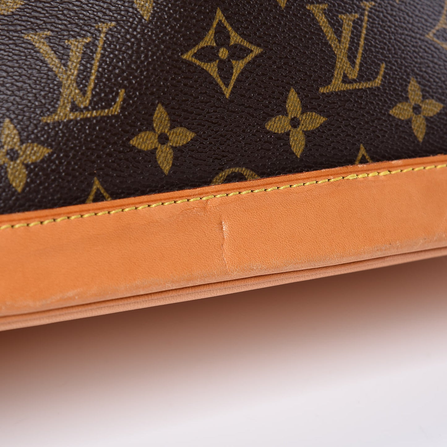Monogram Alma PM