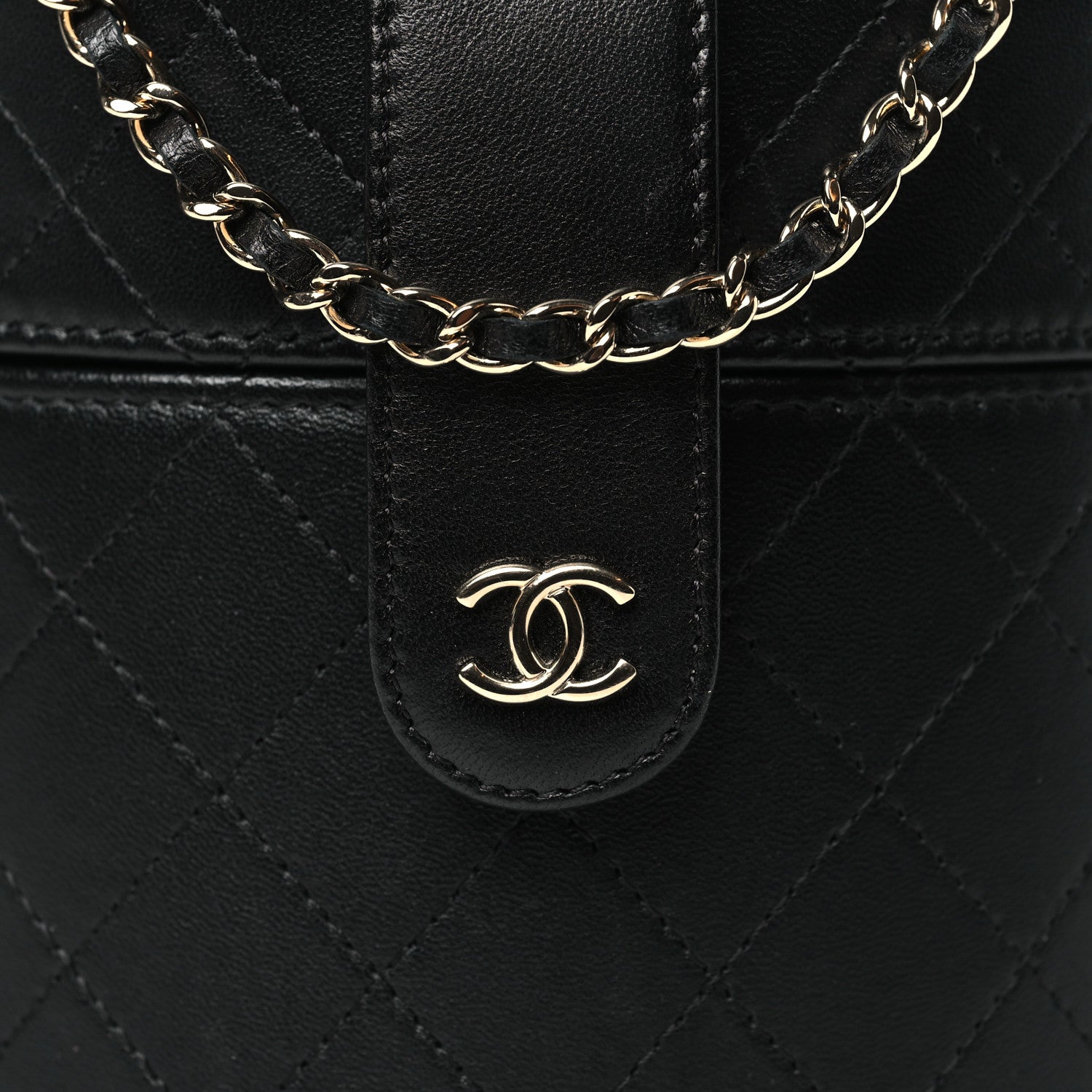 Chanel Lambskin Quilted Round Vanity Case With Chain Black 8 of 12