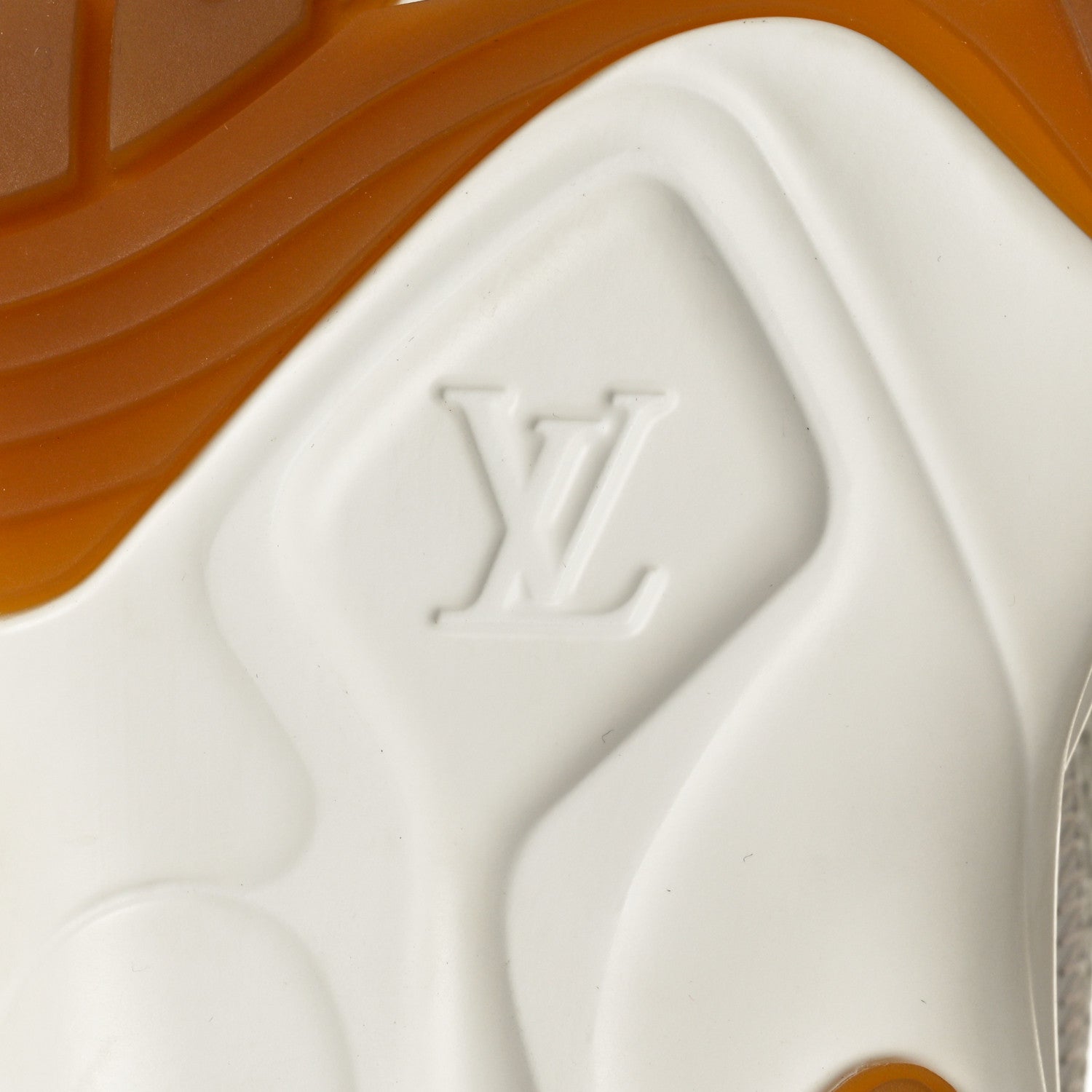 Louis Vuitton Monogram Calfskin Run 55 Sneakers 38.5 White 7 of 10