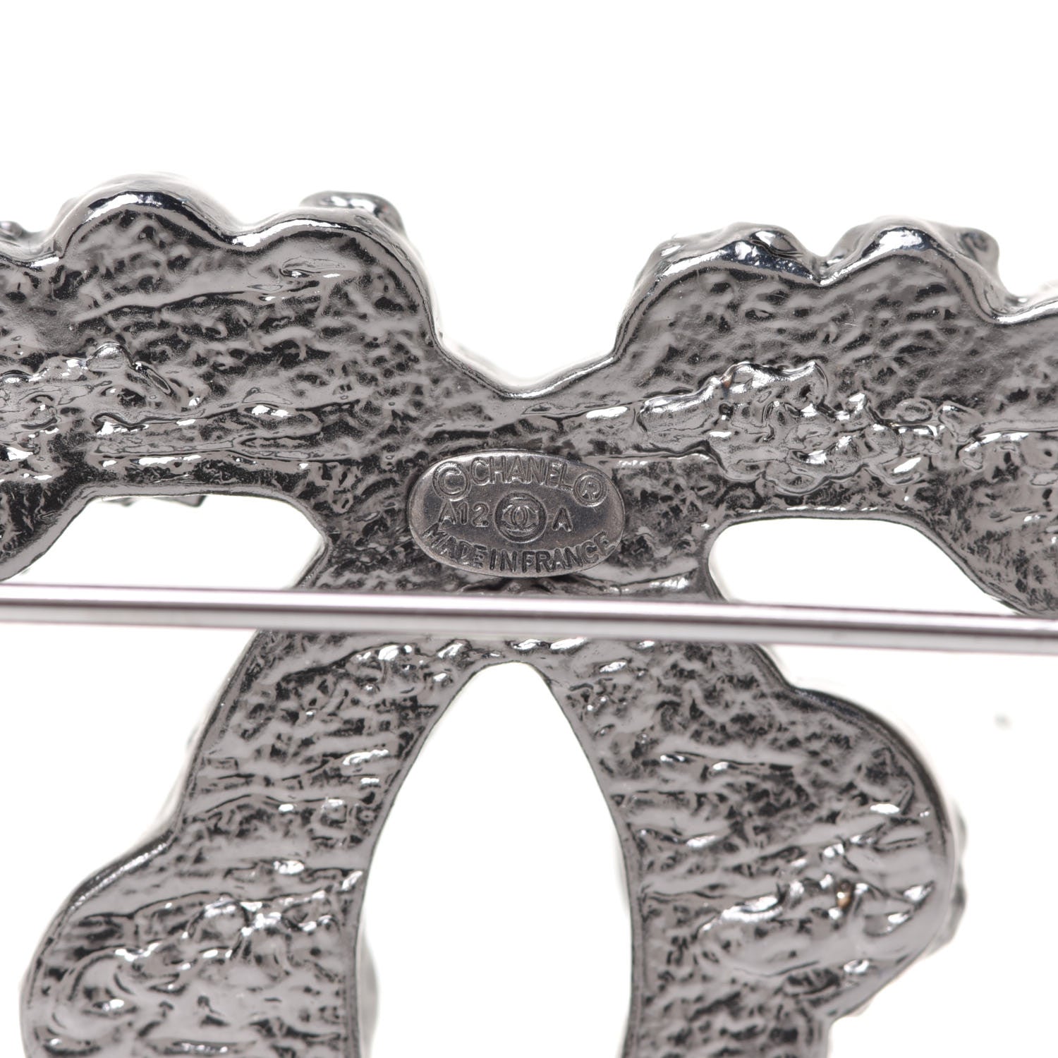 Chanel Ruthenium Crystal CC Brooch 4 of 4