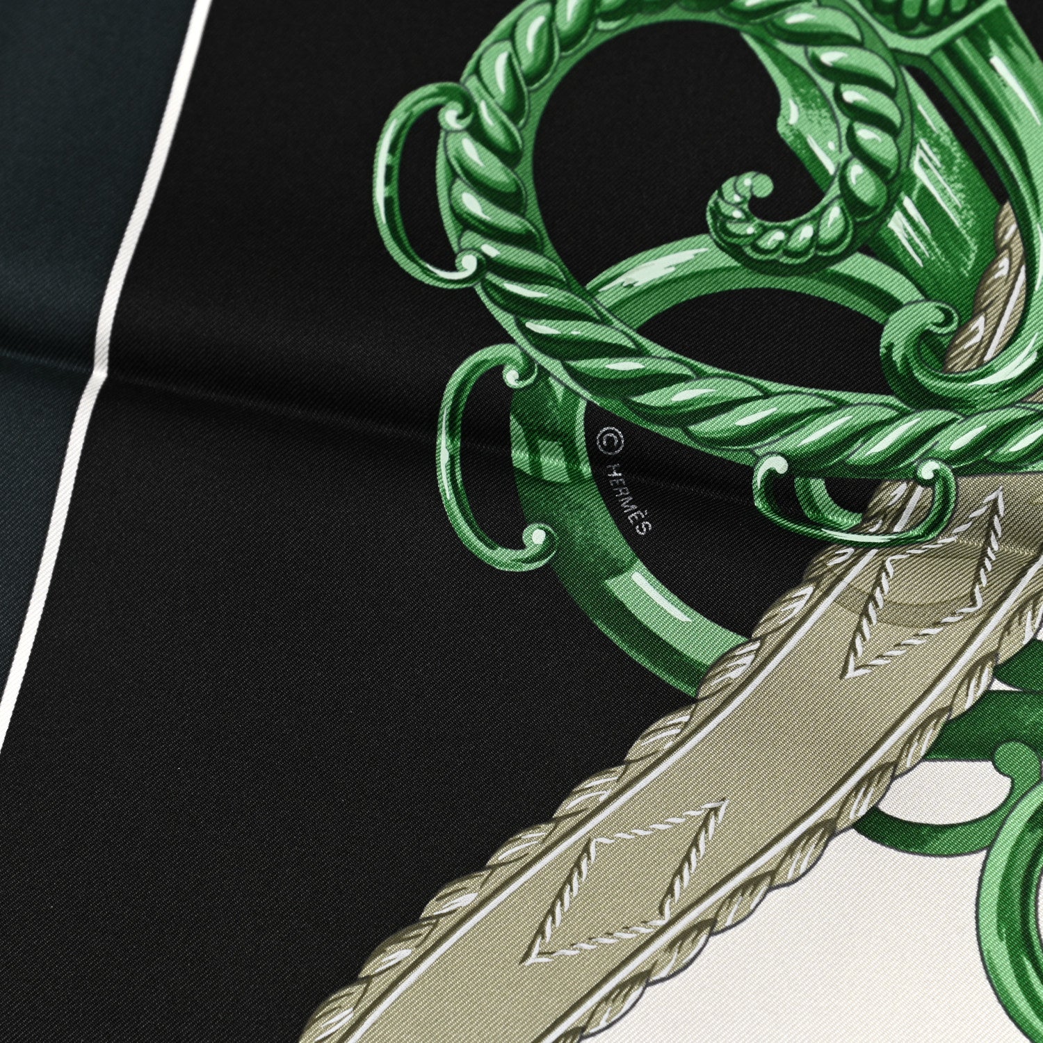 Hermes Silk Lift Profile Scarf 90 Vert Black Gris 4 of 5