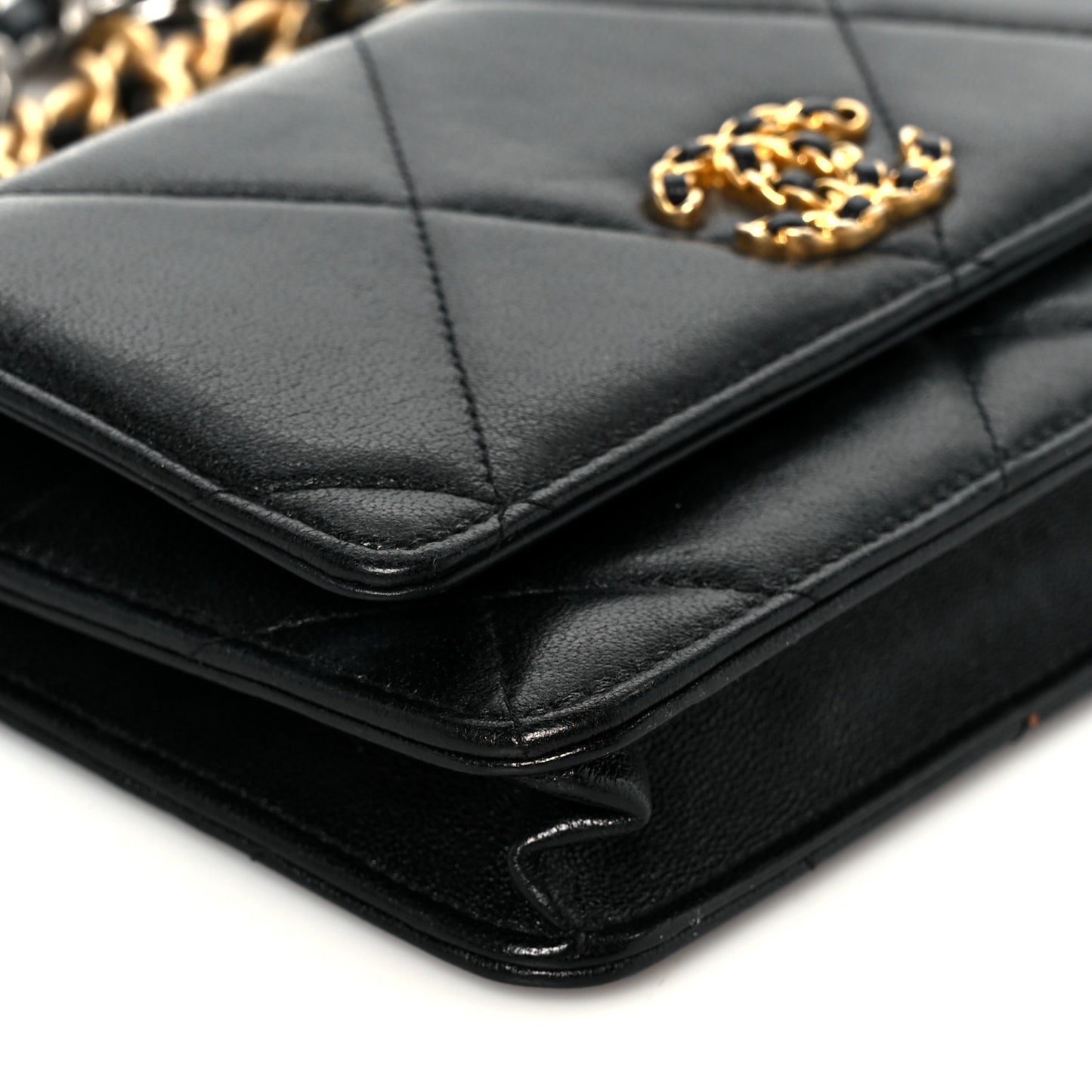 Goatskin Quilted Chanel 19 Wallet On Chain WOC Black