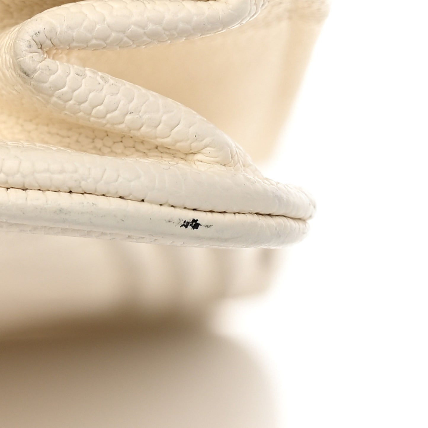 Caviar Quilted Boy Wallet On Chain WOC White
