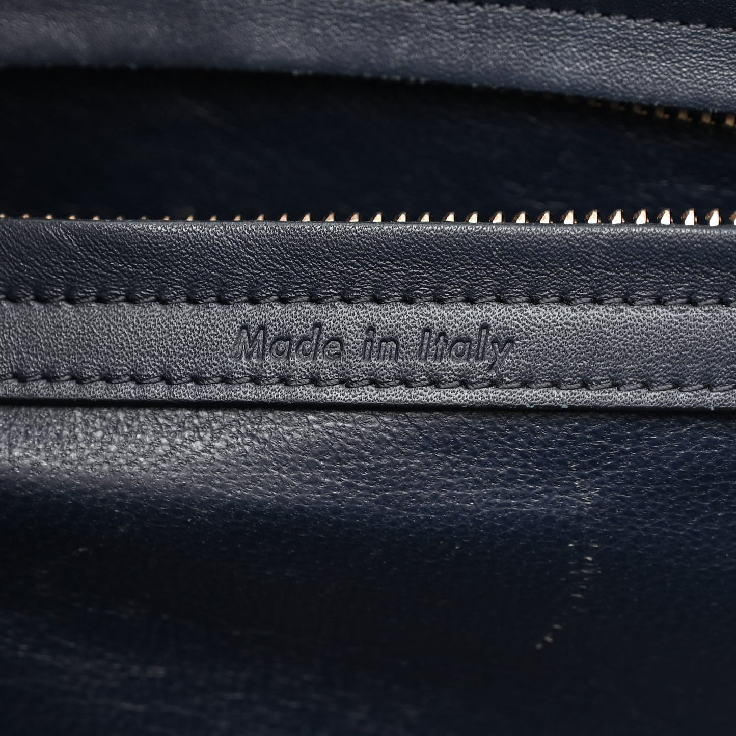 Crocodile Embossed Nubuck Medium Phantom Luggage Navy Blue