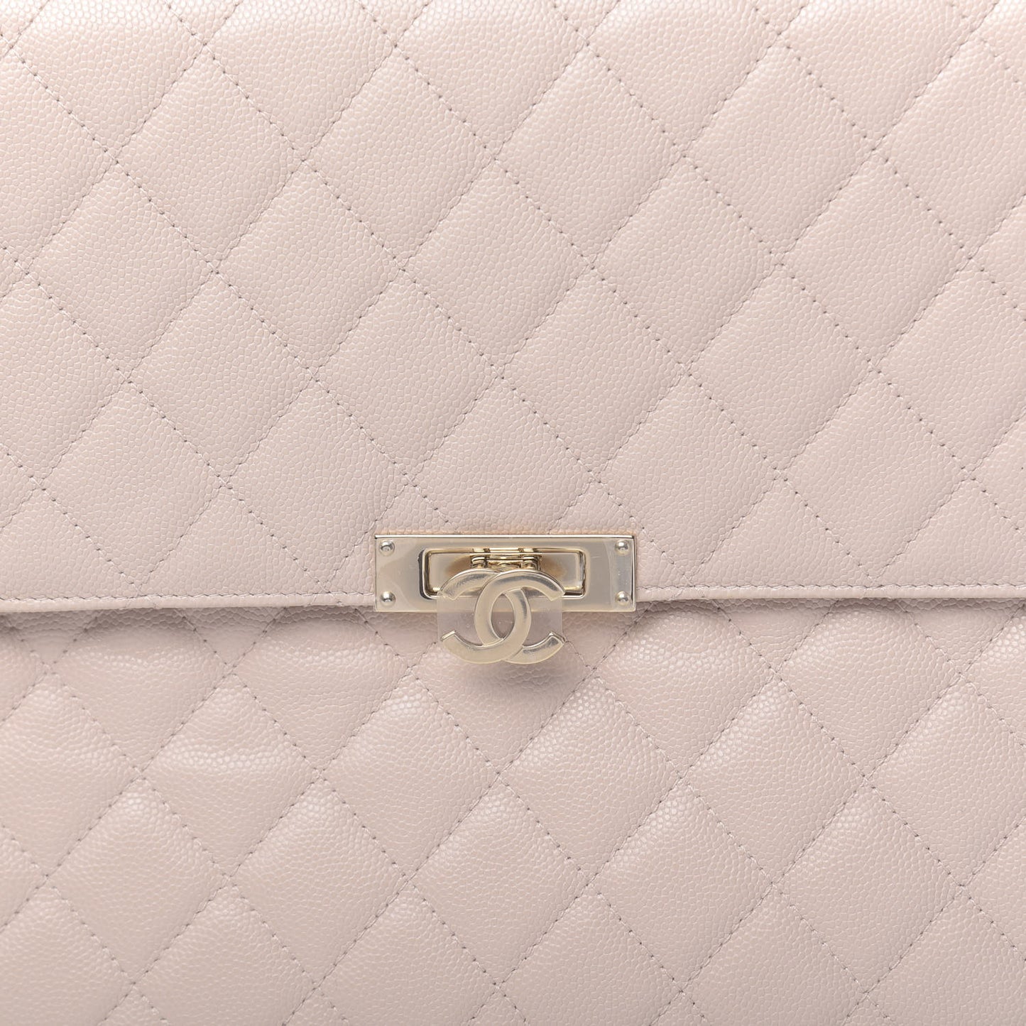 Caviar Quilted Large Golden Class Pouch Light Pink