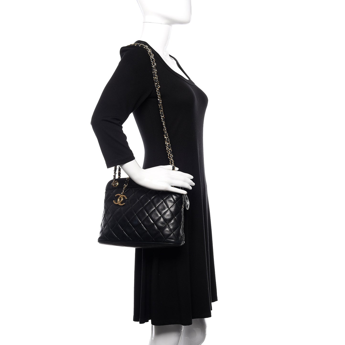 Lambskin Quilted Shoulder Bag Black