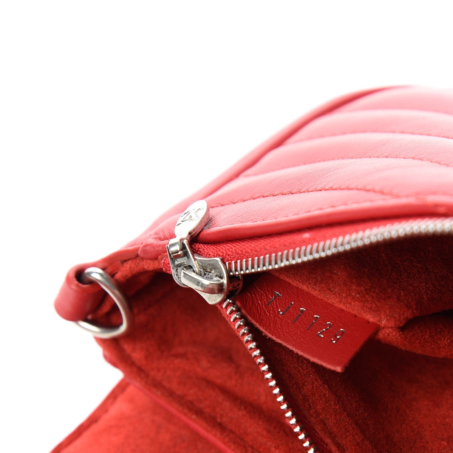 Calfskin New Wave Chain Pochette Scarlet