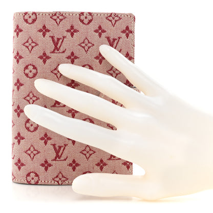 Louis Vuitton Mini Lin Small Ring Agenda Cover Cherry 2 of 10