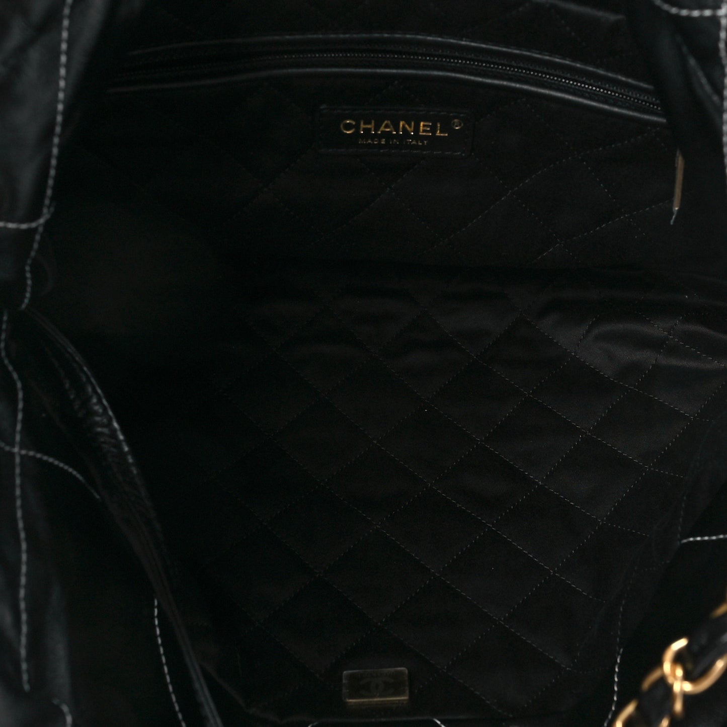 Shiny Calfskin Quilted Small Chanel 22 Black