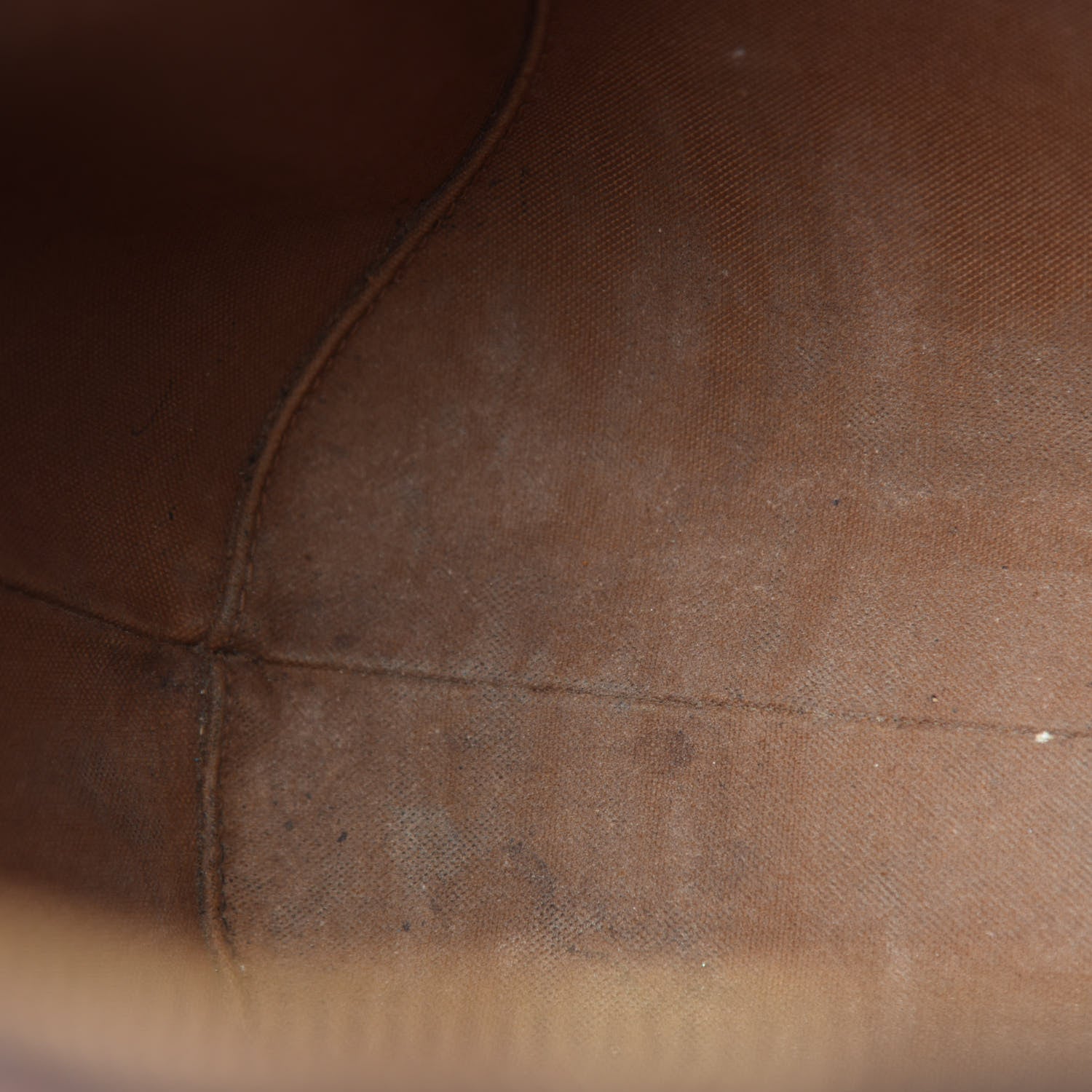 Louis Vuitton Monogram Ellipse MM 18 of 20