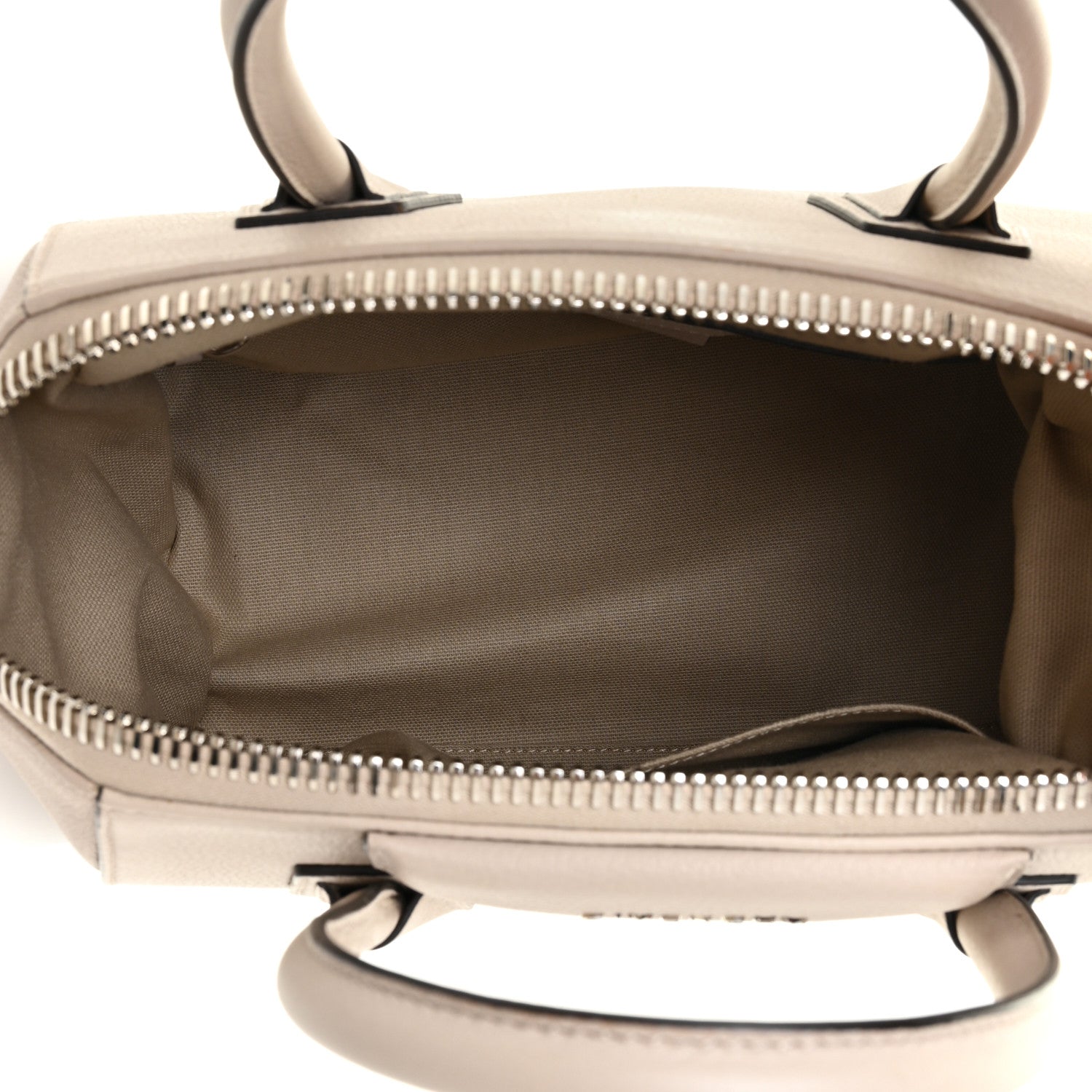 Givenchy Sugar Goatskin Small Antigona Dune 4 of 16