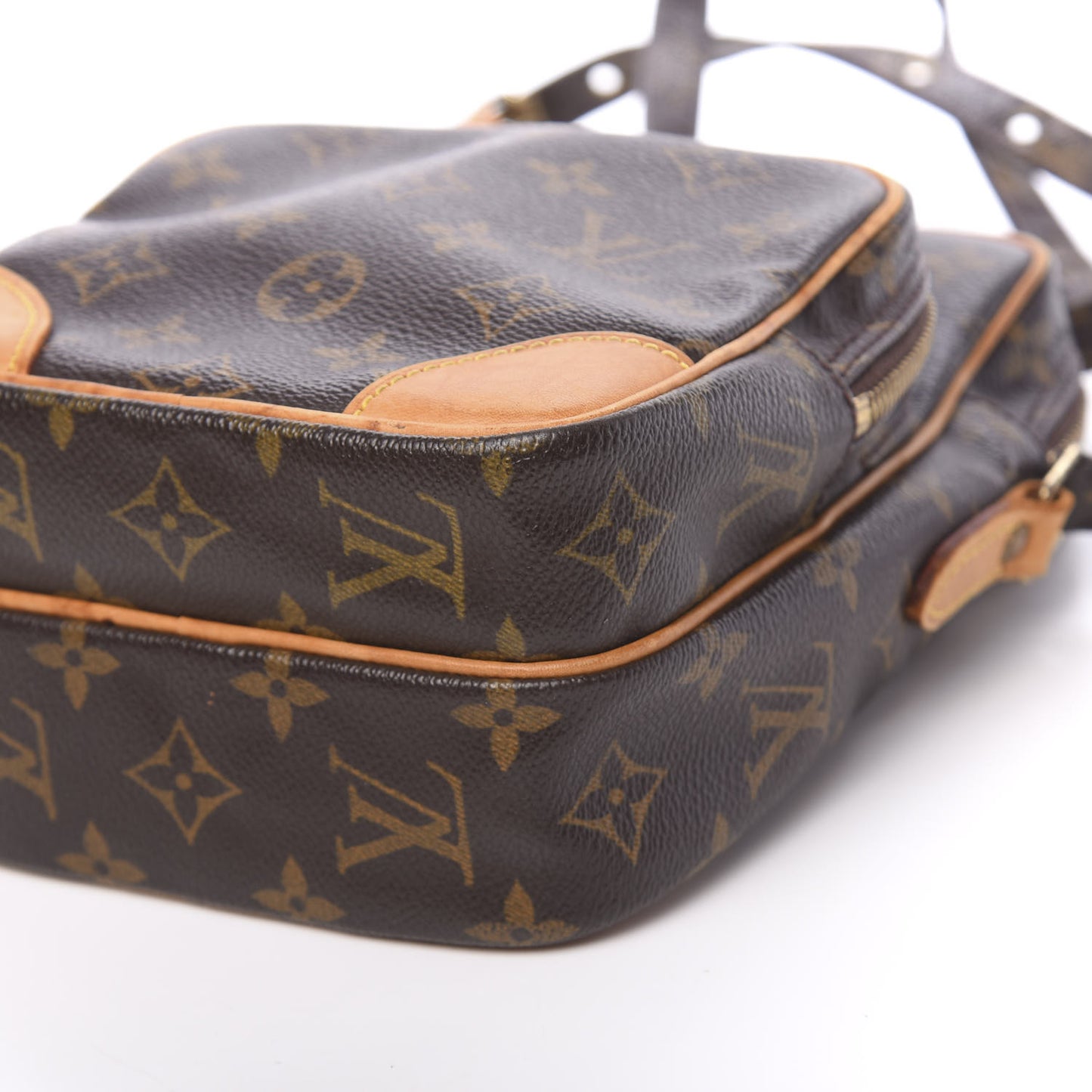 Monogram Amazone