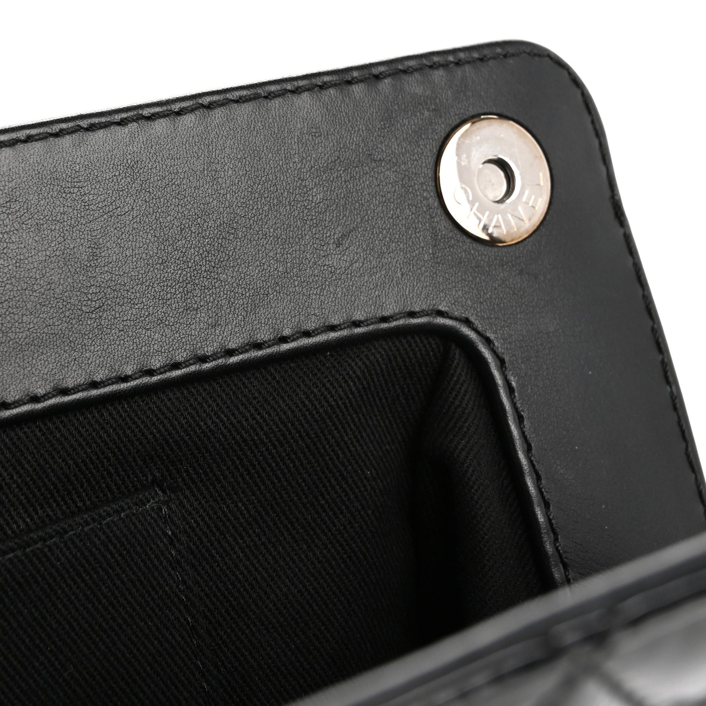Patent CC Quilted Timeless Clutch Black