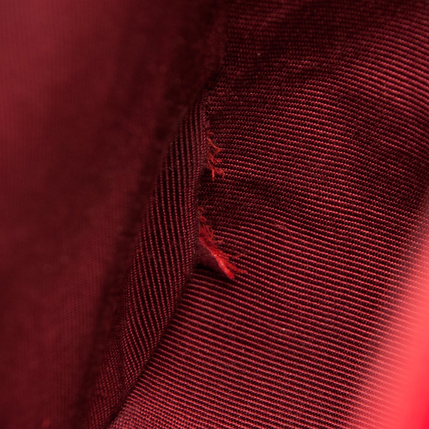 Caviar Quilted New Medium Boy Flap Dark Red
