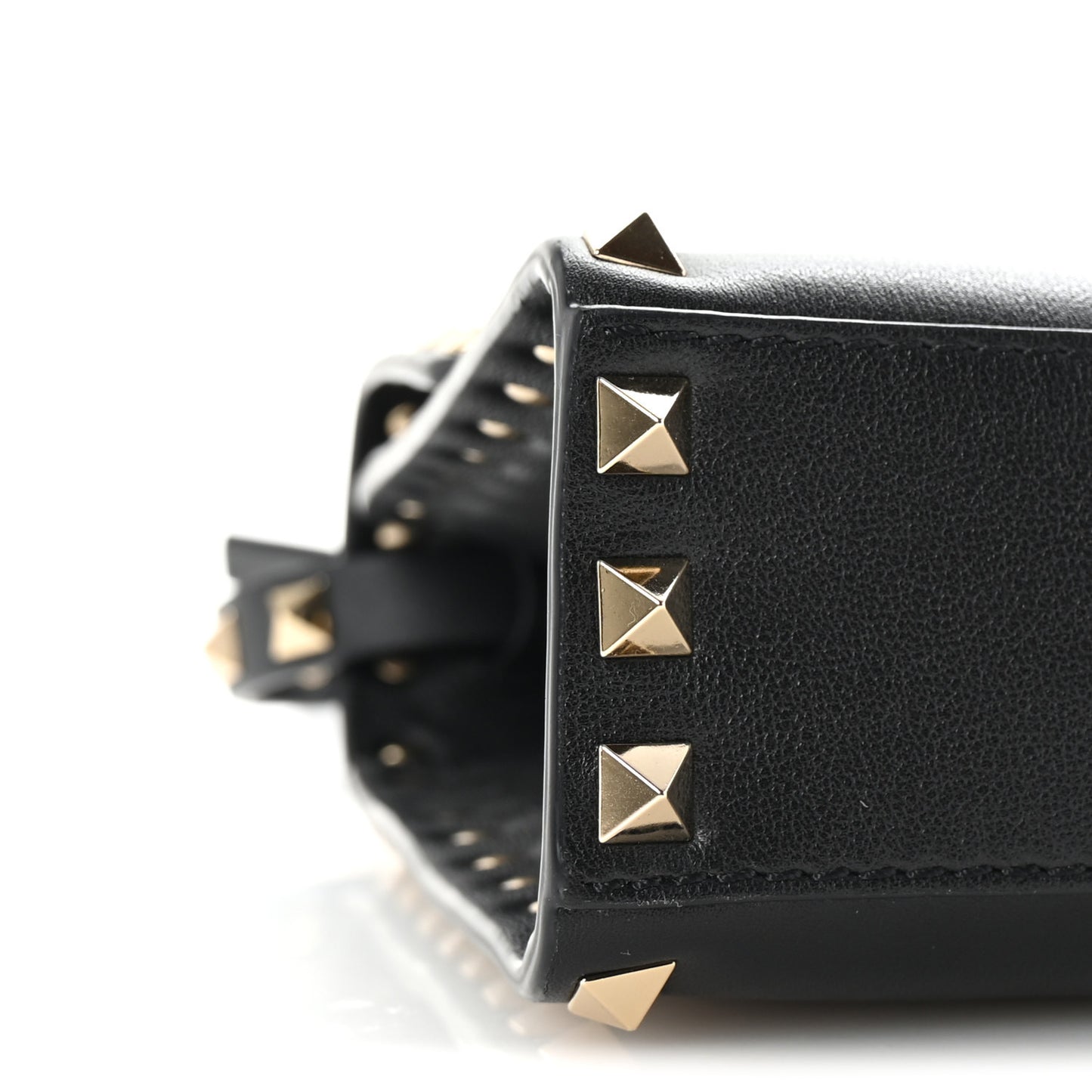 Vitello Medium Rockstud Flip Lock Crossbody Bag Black