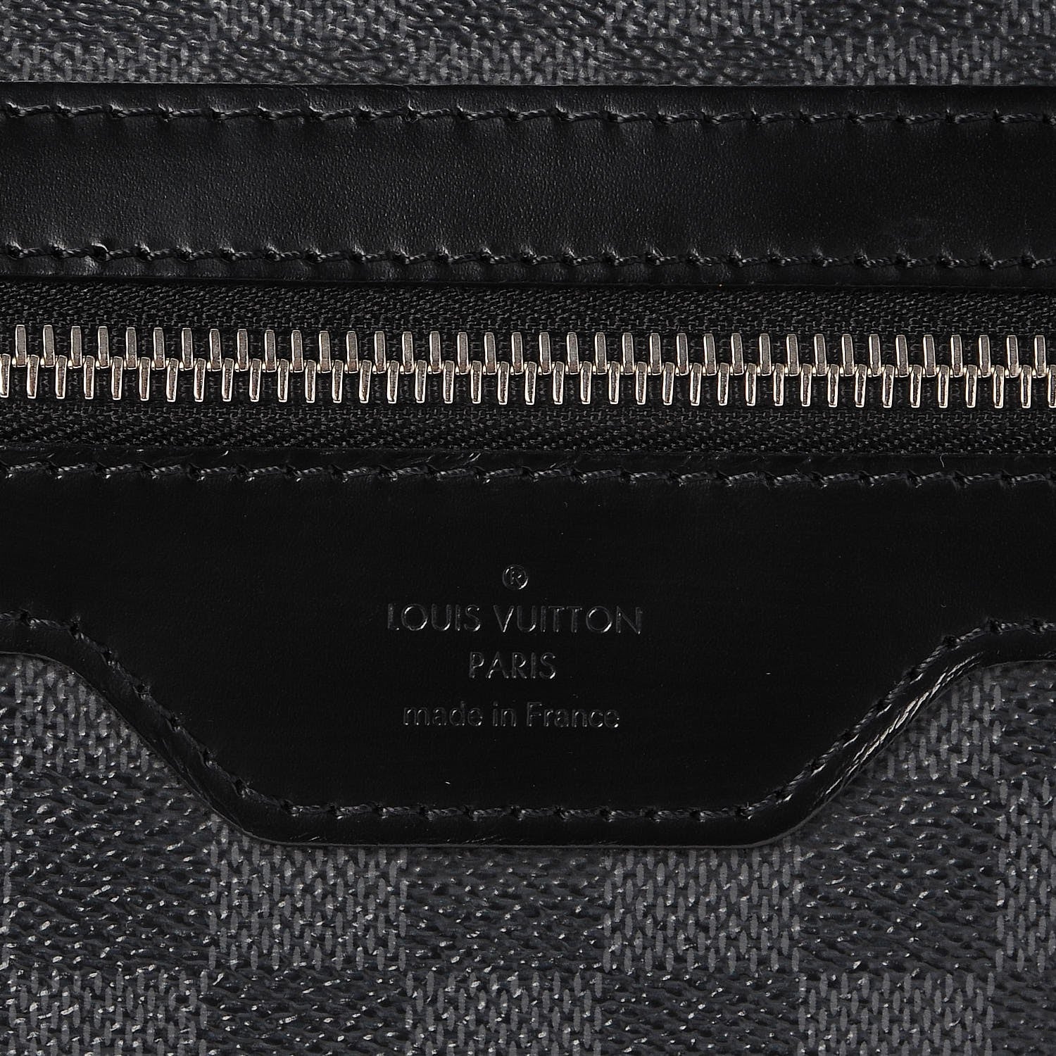 Louis Vuitton Damier Graphite Daniel GM 6 of 7