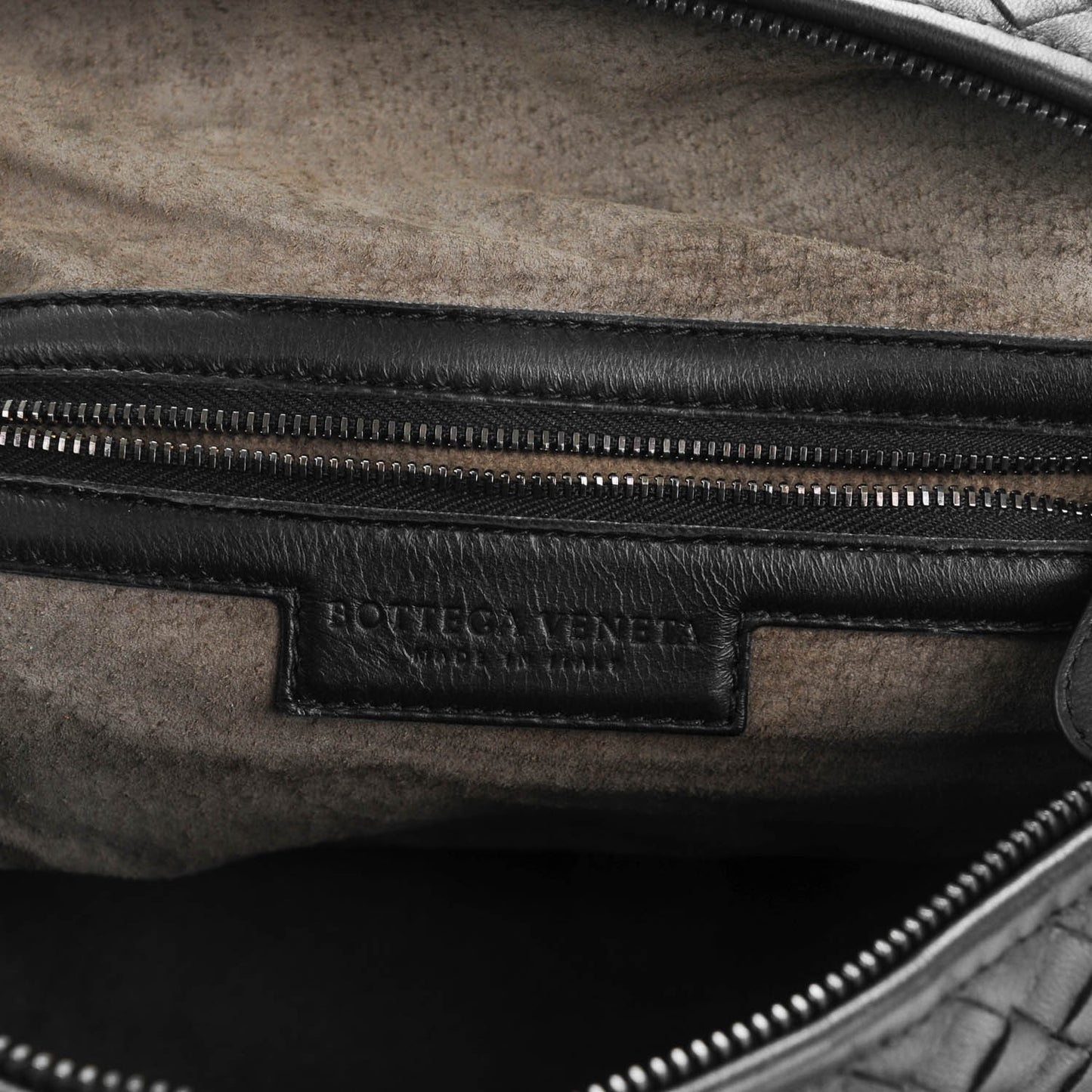 Nappa Intrecciato Montaigne Nero Black