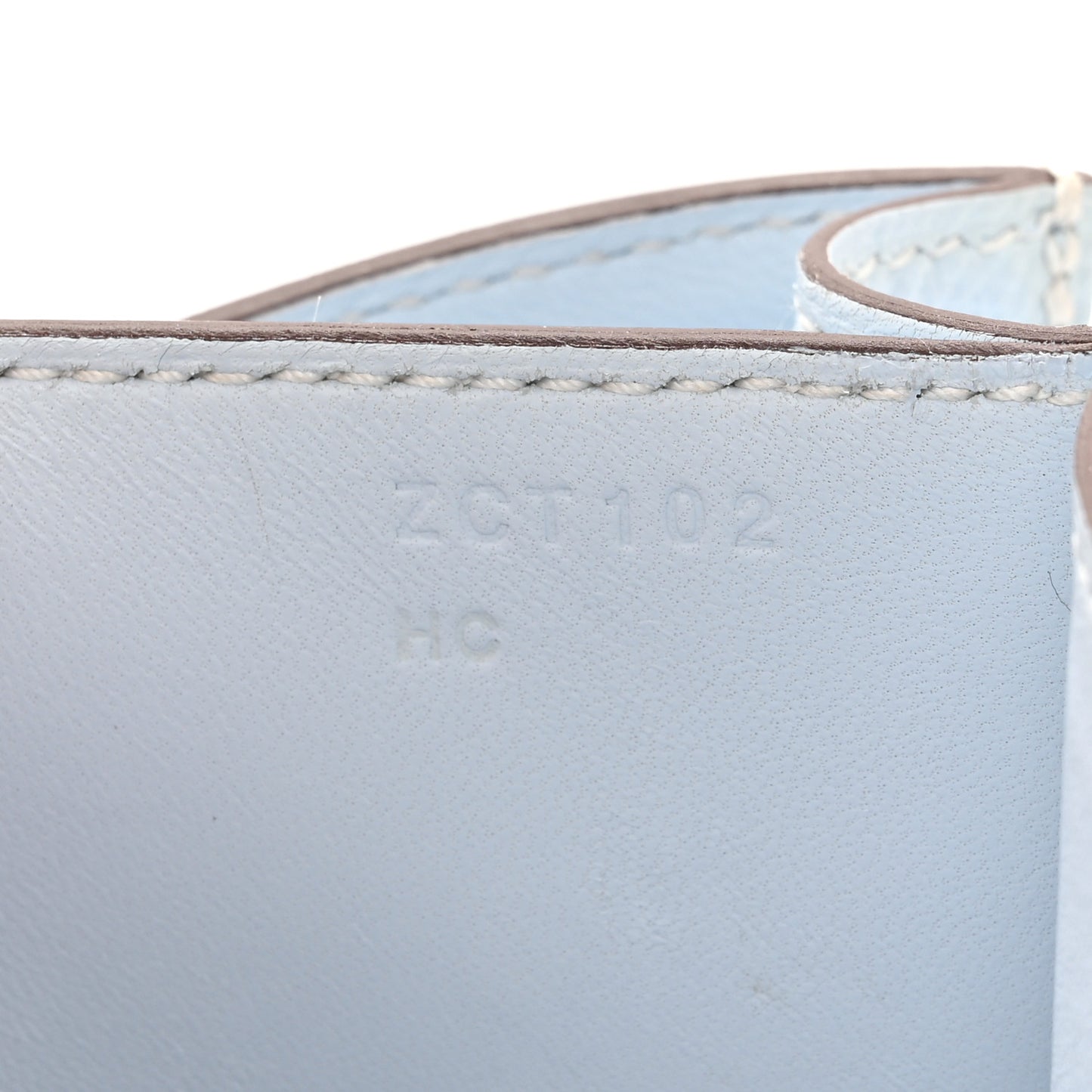 Epsom Constance 24 Bleu Brume