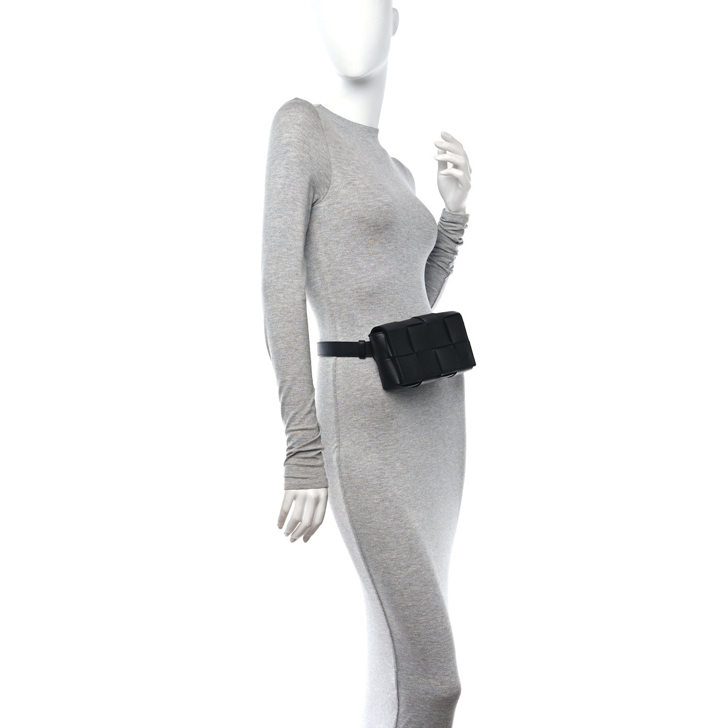 Bottega Veneta Nappa Maxi Intreccio The Belt Cassette Bag Black 2 of 11