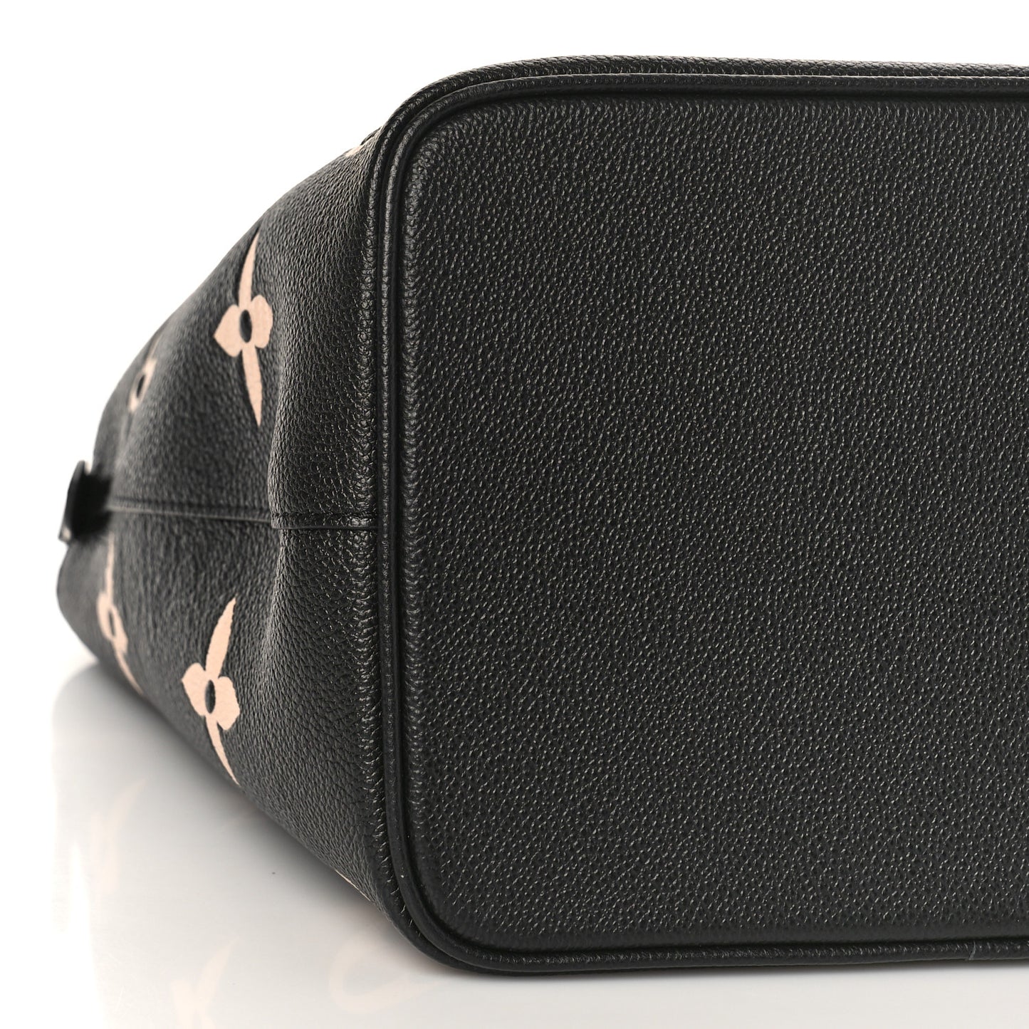 Empreinte Monogram Giant Neonoe MM Black Beige