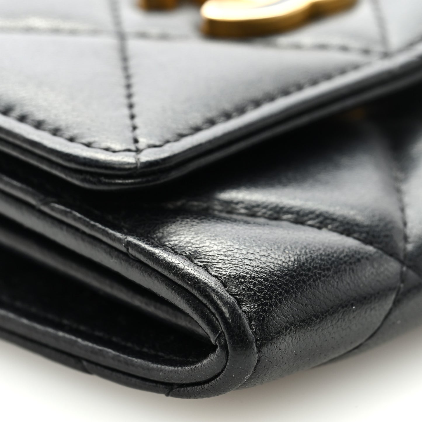 Lambskin Enamel Quilted Pending CC Card Holder On Chain Black