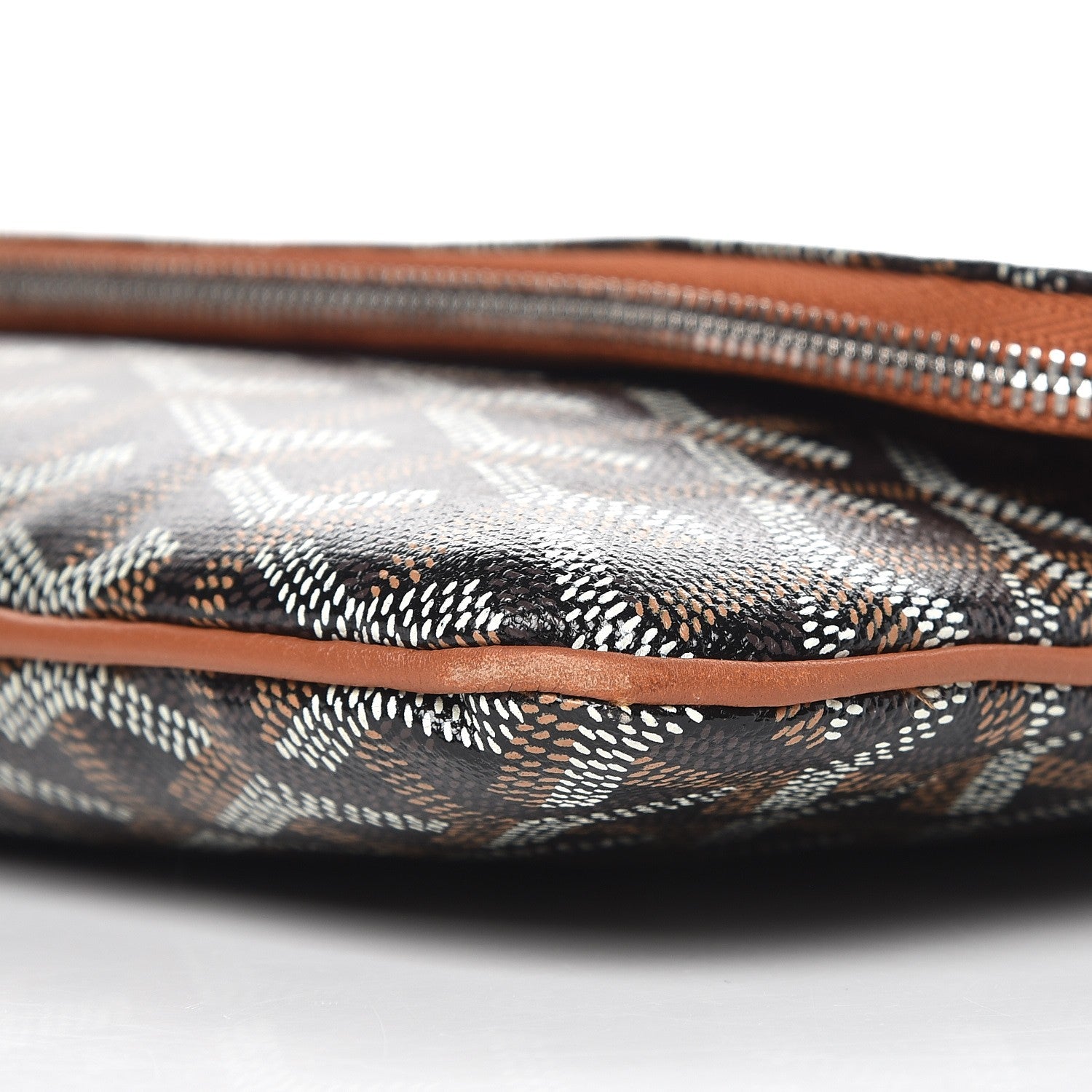 Goyard Goyardine Sainte Marie Soft Clutch Black Gold 11 of 12