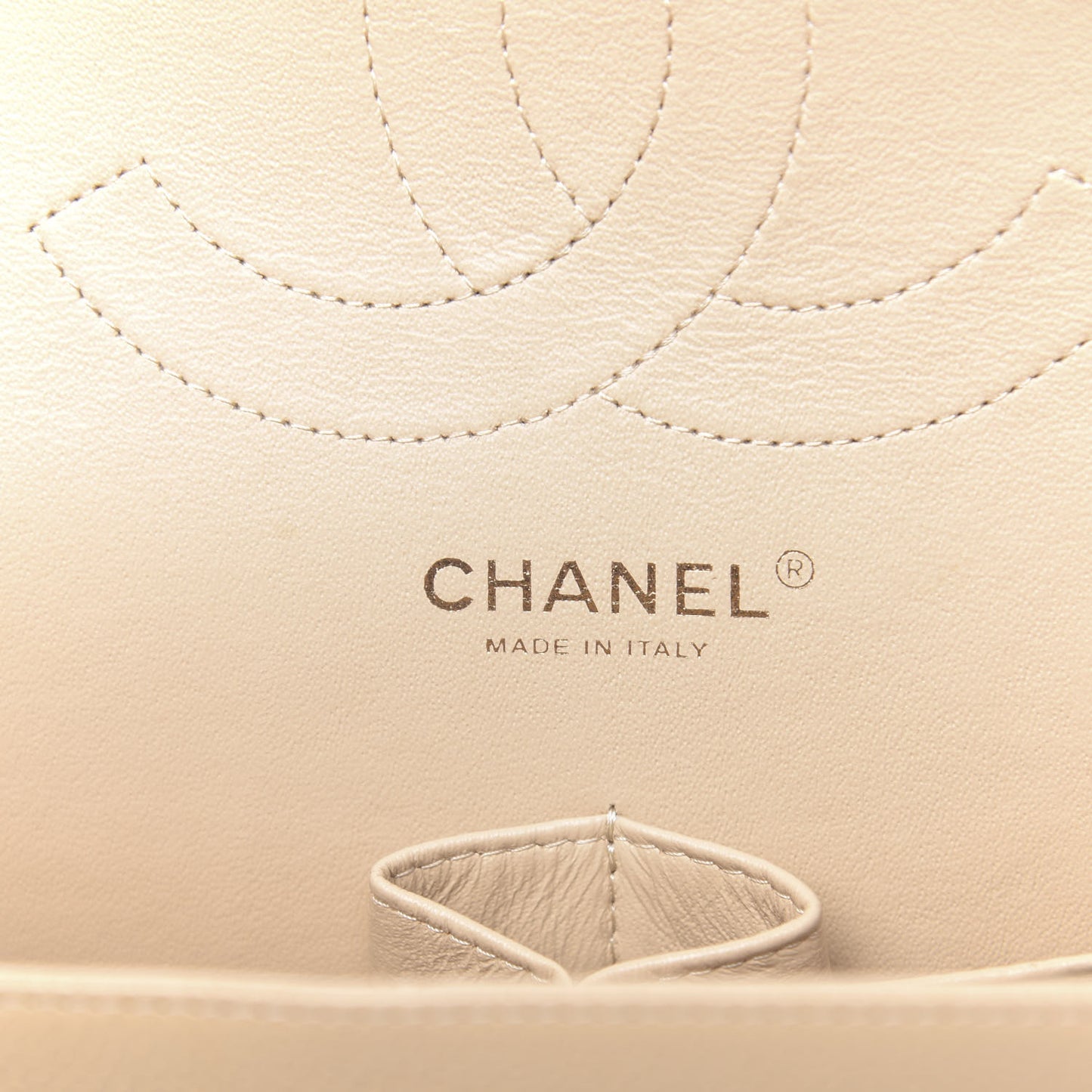 Caviar Quilted Jumbo Double Flap Beige Clair
