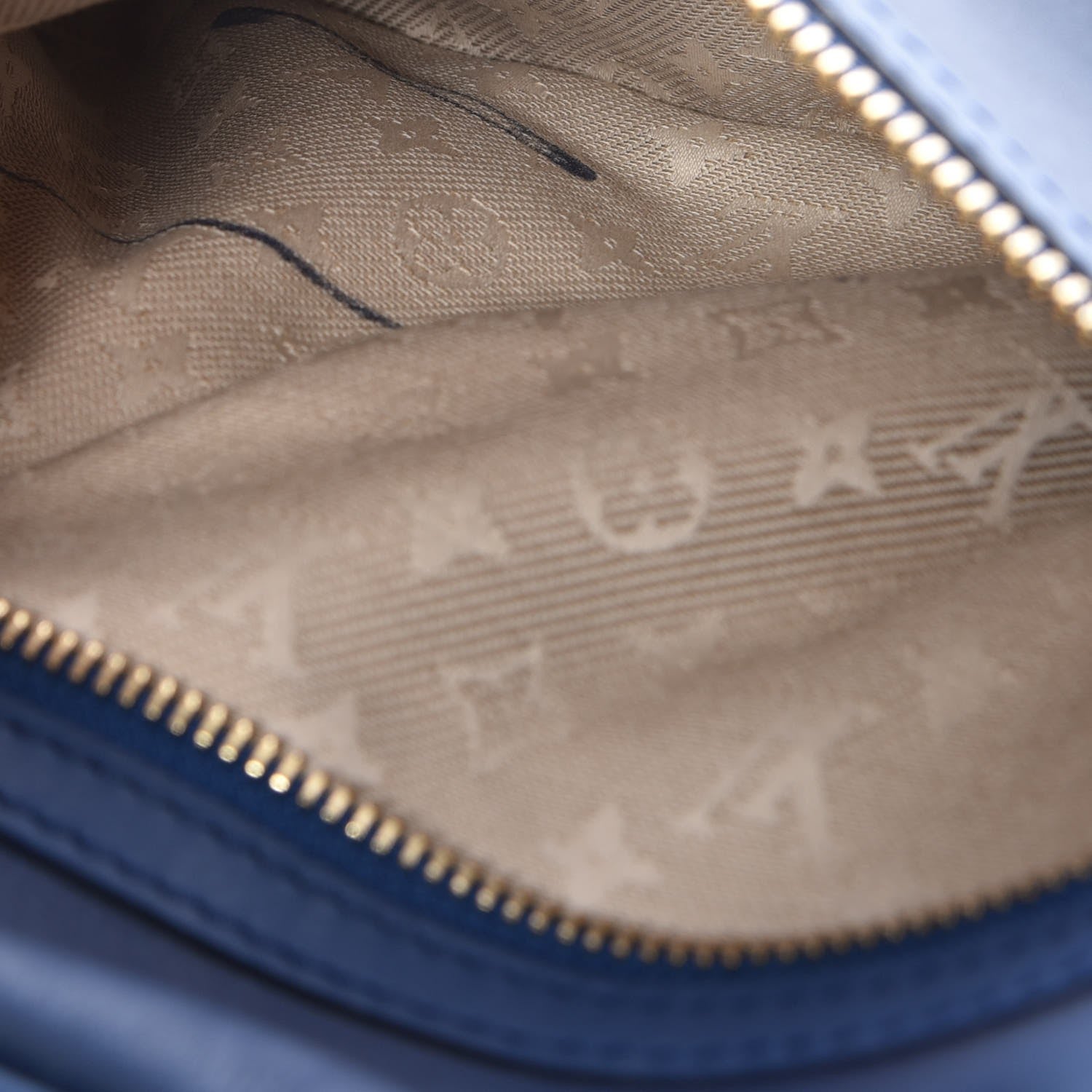 Louis Vuitton Supple Calfskin Paname Take Off Flight Bag Blue 5 of 8