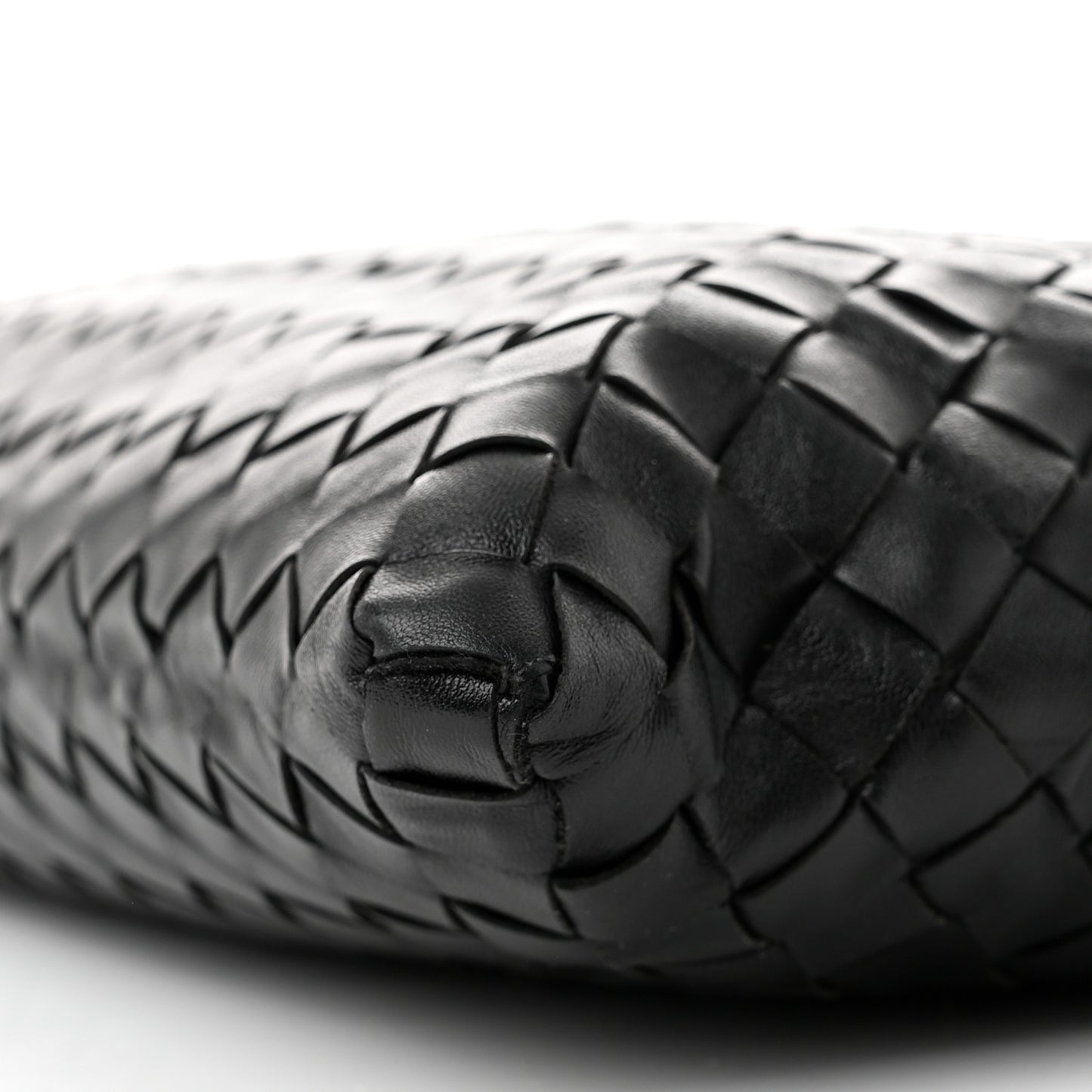 Calfskin Intrecciato Small Hop Black