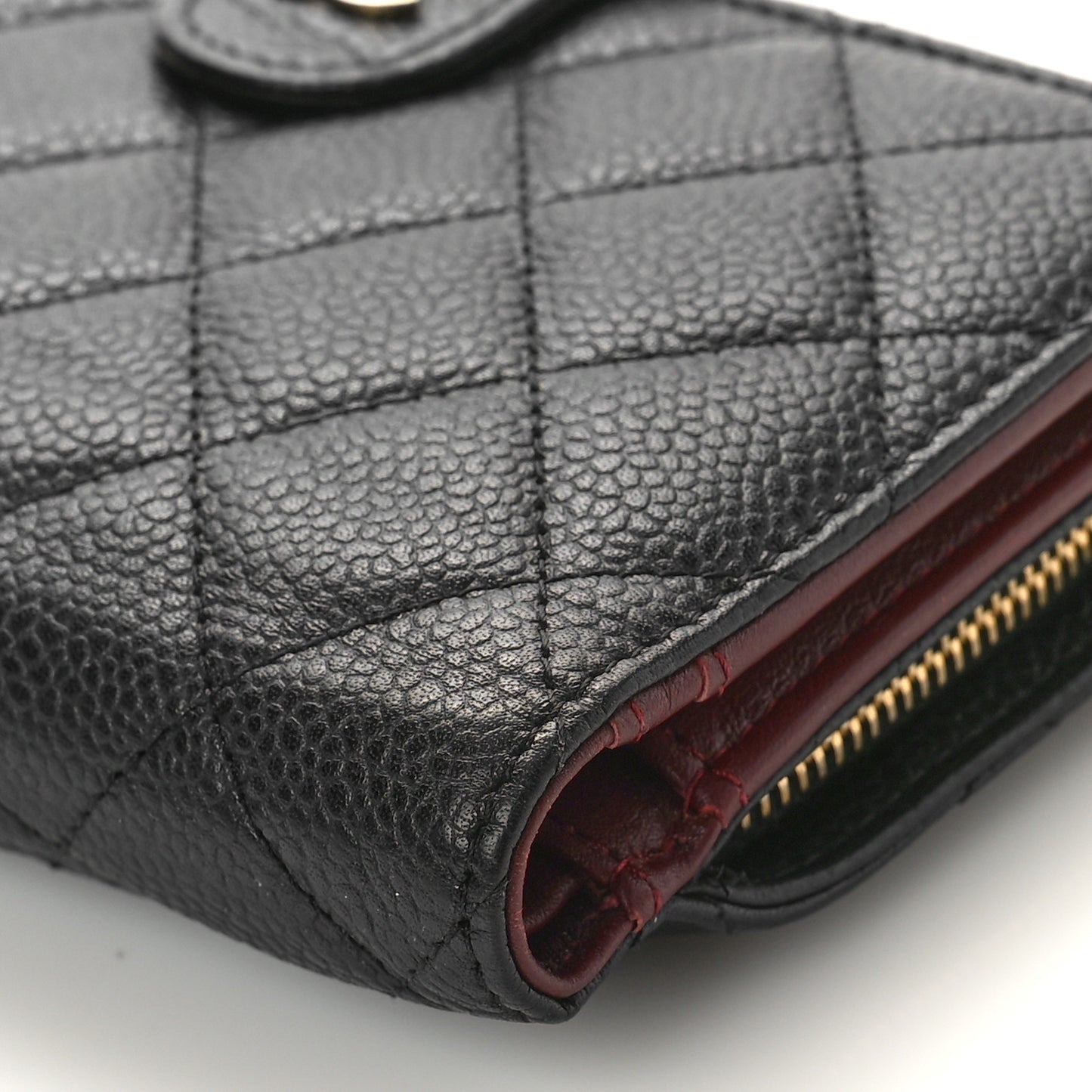 Caviar Quilted Zipped Pocket Wallet Black