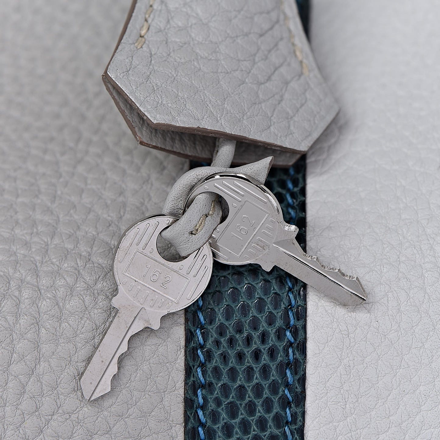Taurillon Clemence Lizard Club Birkin 35 Gris Perle White Mykonos
