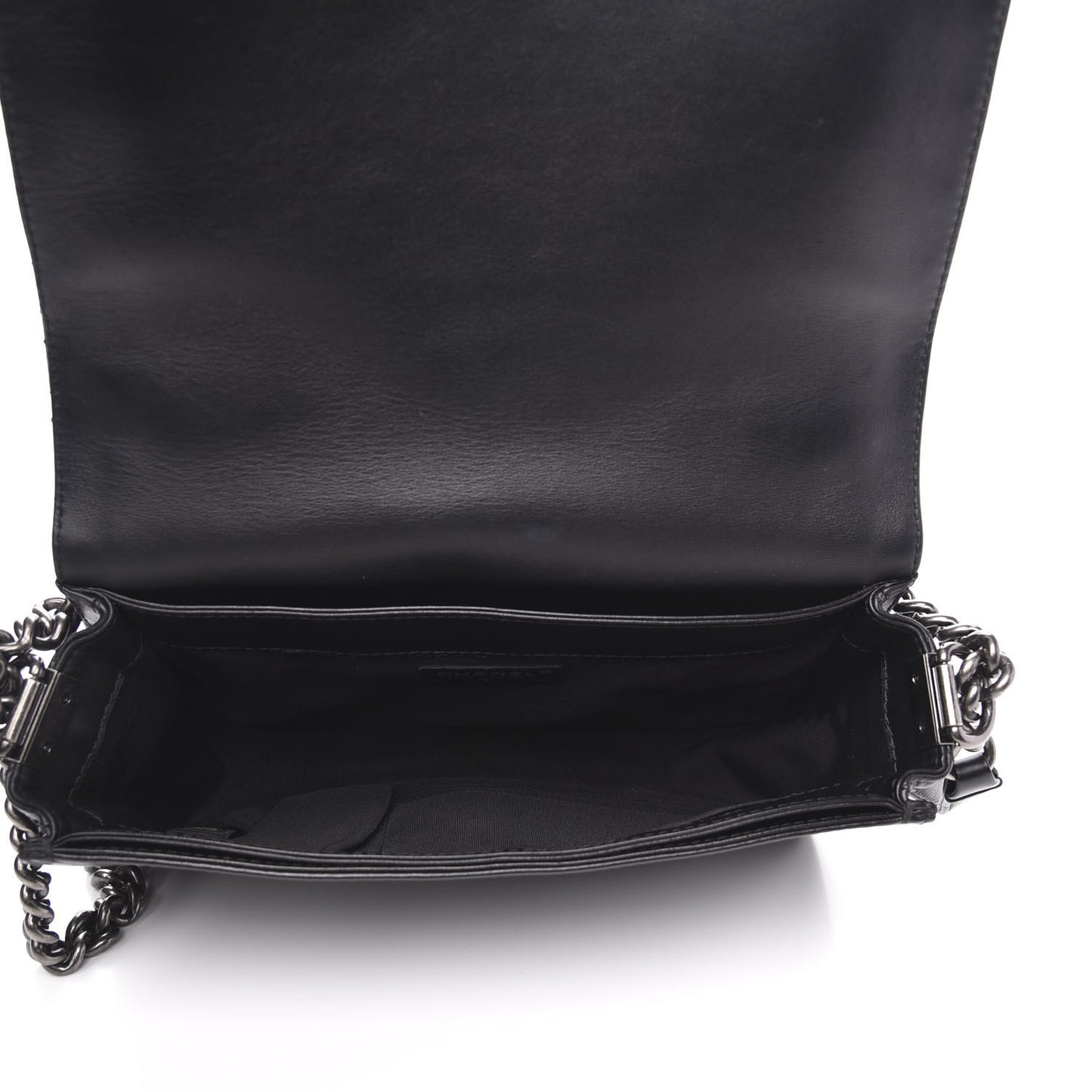 Calfskin Enchained Medium Boy Flap Black