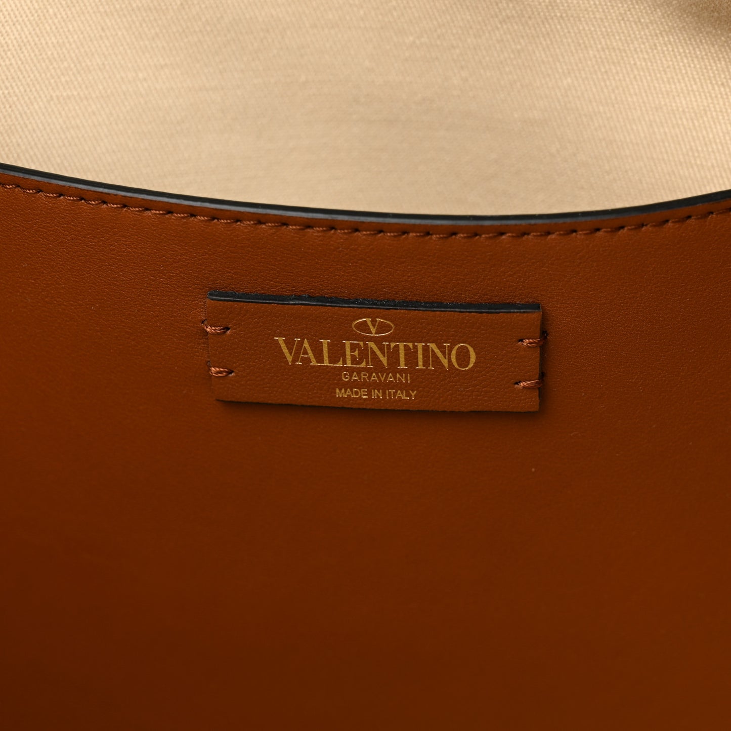 Raffia Calfskin Vlogo Shoulder Tote Naturale Selleria