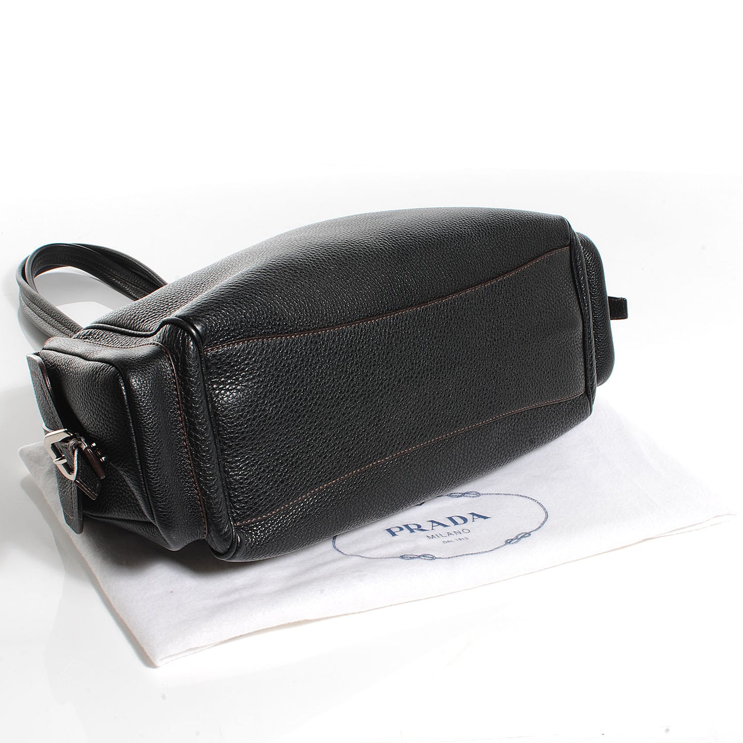 Vitello Daino Logo Shoulder Bag Black