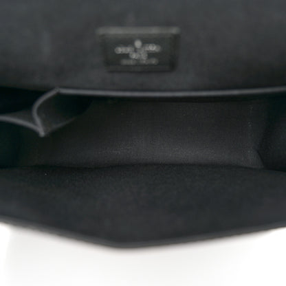 Louis Vuitton Taiga Andrei Ardoise 5 of 11