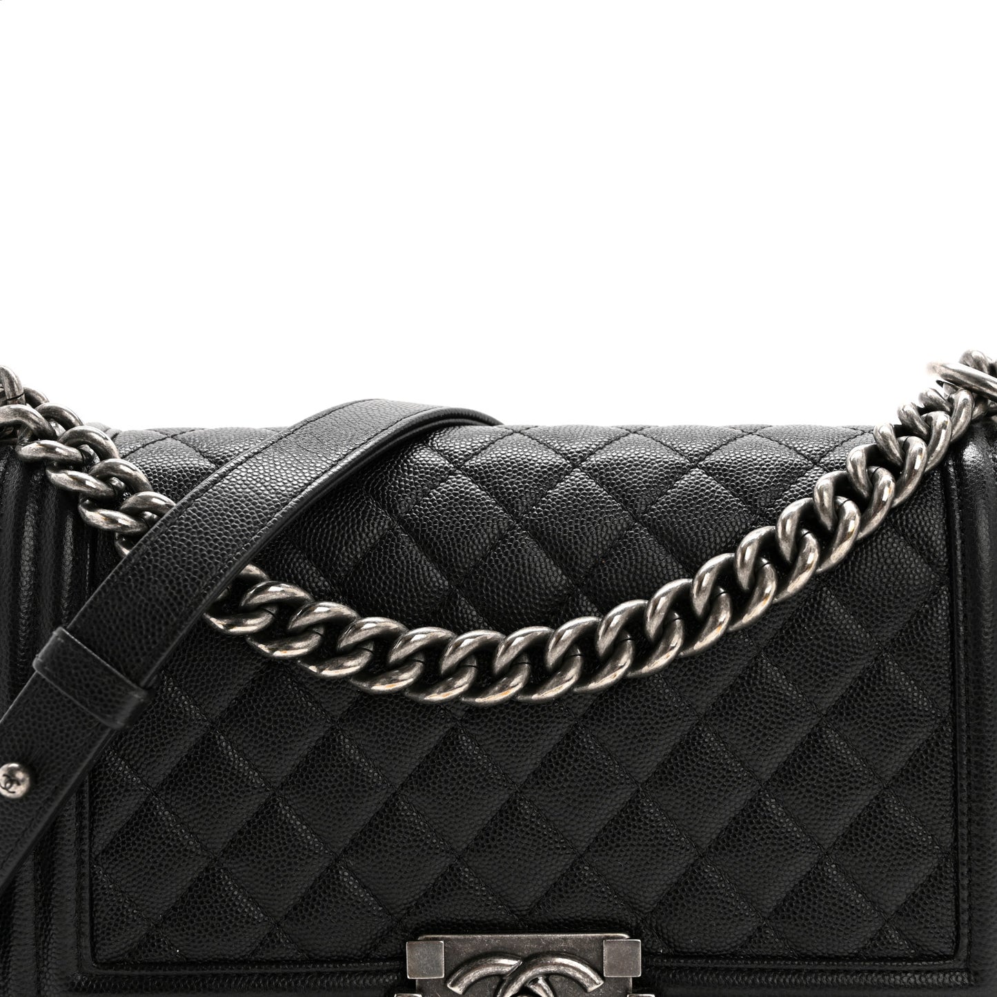 Caviar Quilted Medium Boy Flap Black