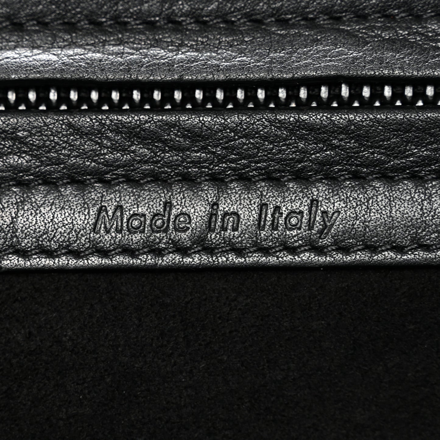Supple Calfskin Medium Phantom Luggage Black