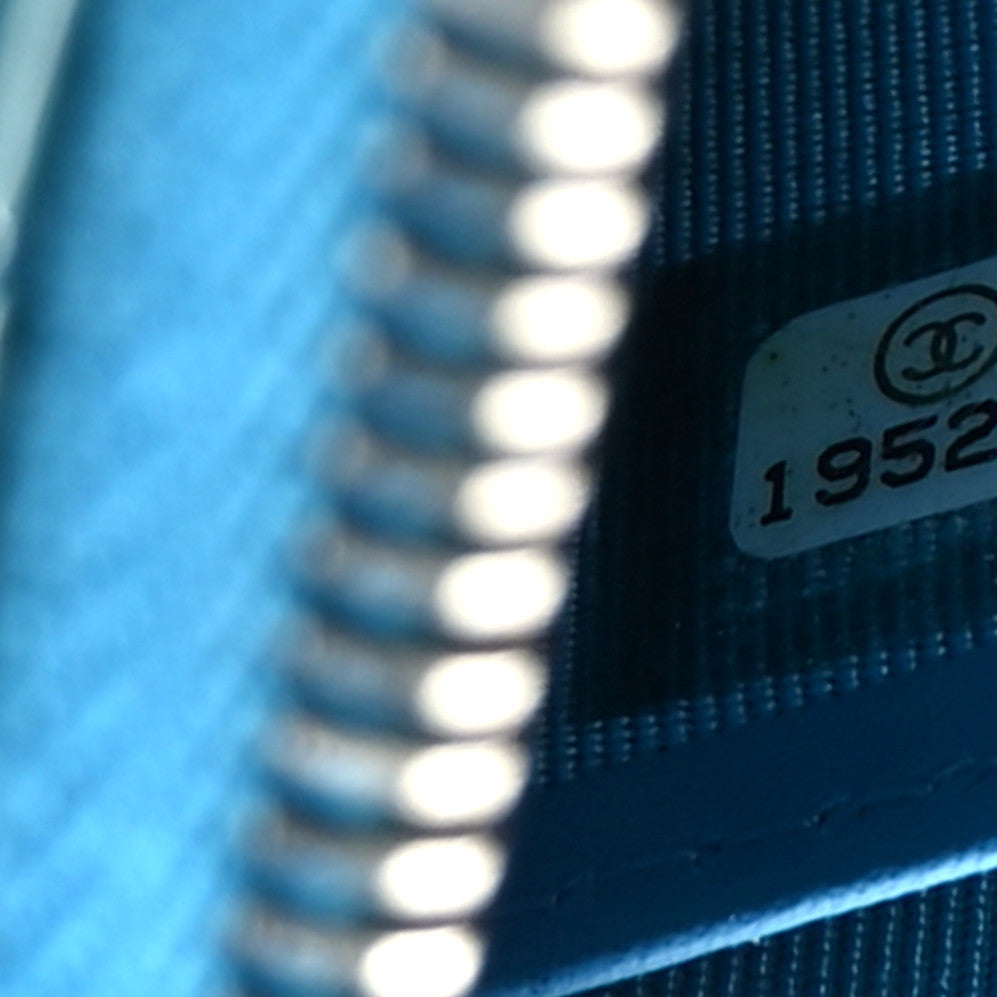 Patent Quilted Travel Case Blue