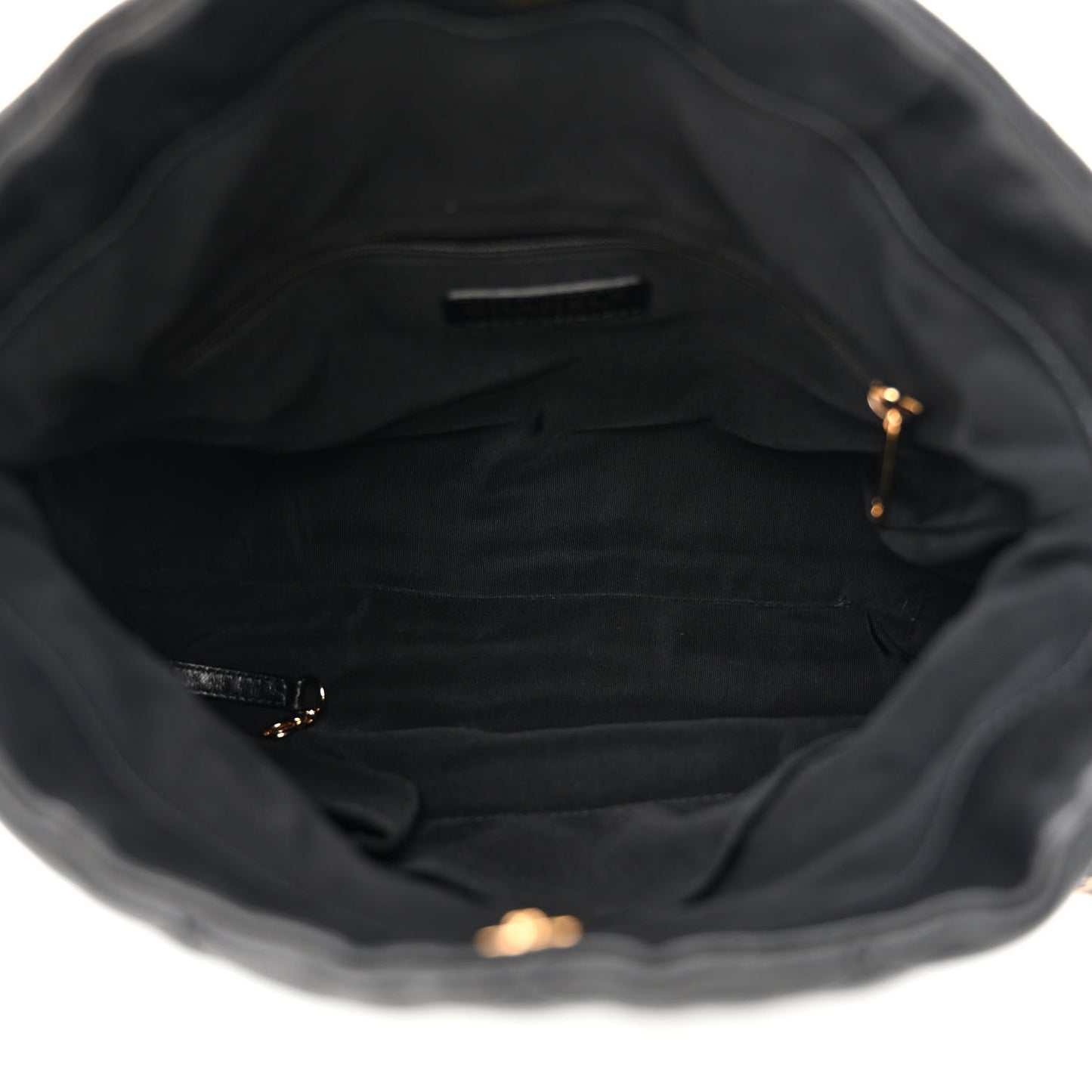 Calfskin Quilted Medium Chain Me Hobo Black