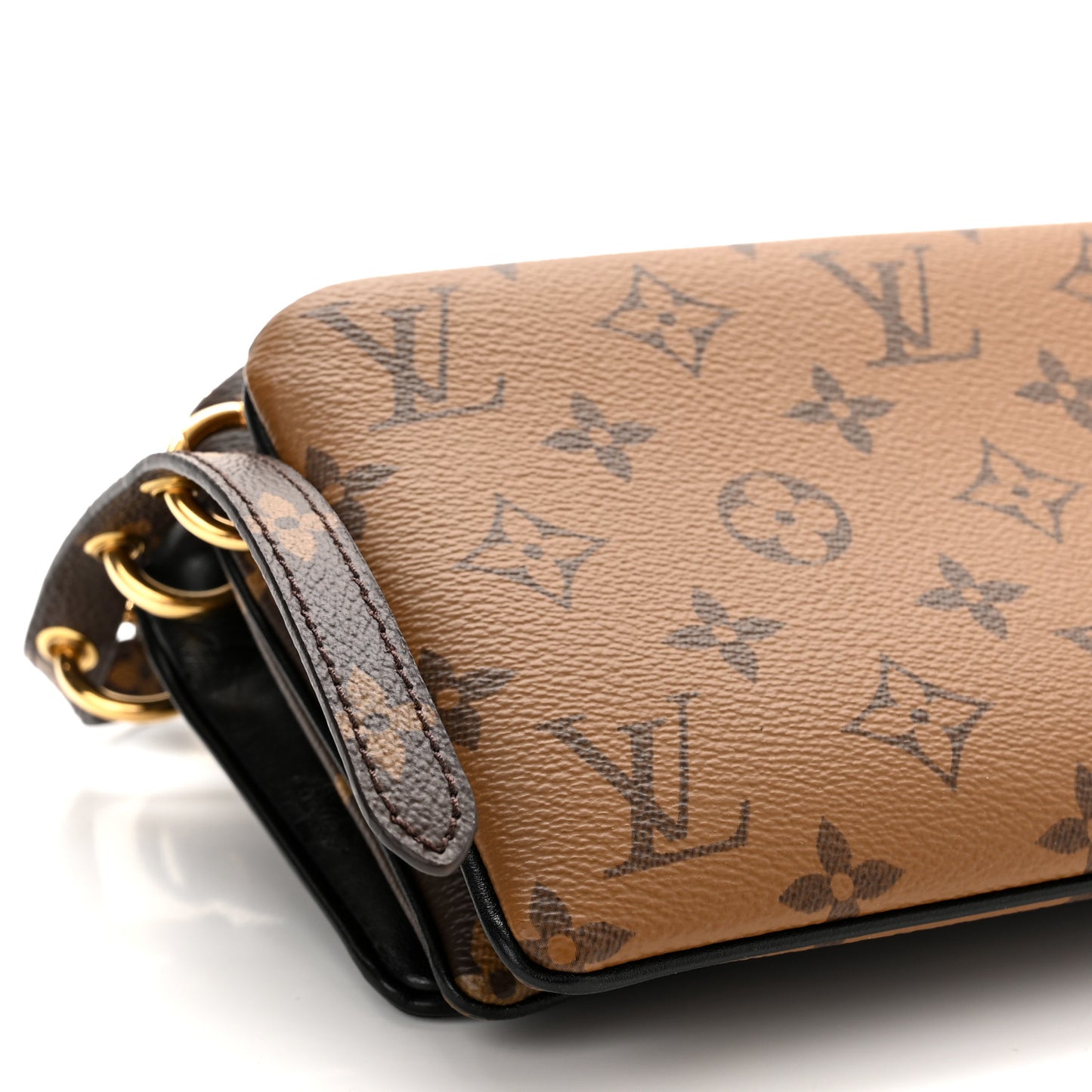 Reverse Monogram Lambskin LV3 Pouch