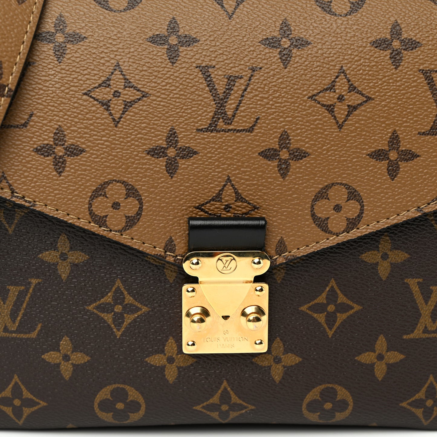 Reverse Monogram Pochette Metis
