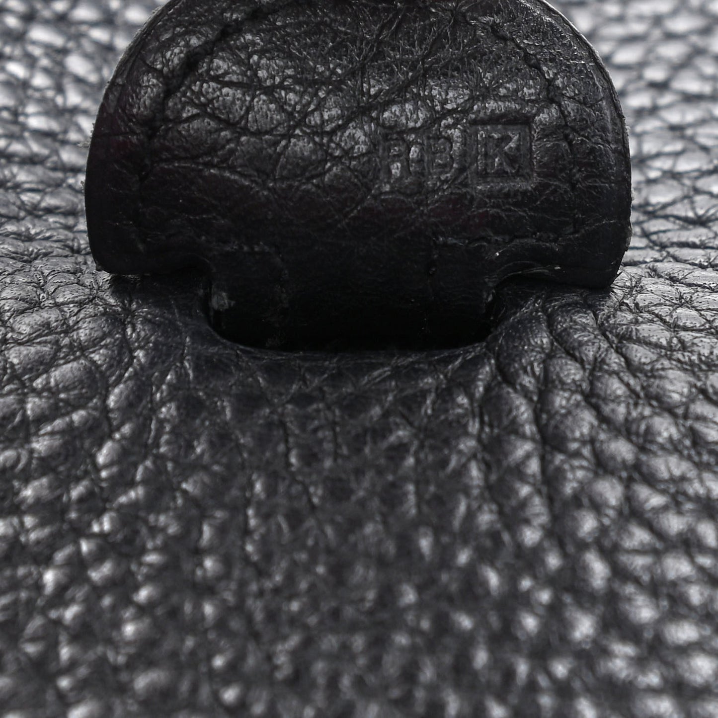 Taurillon Clemence Evelyne II PM Black