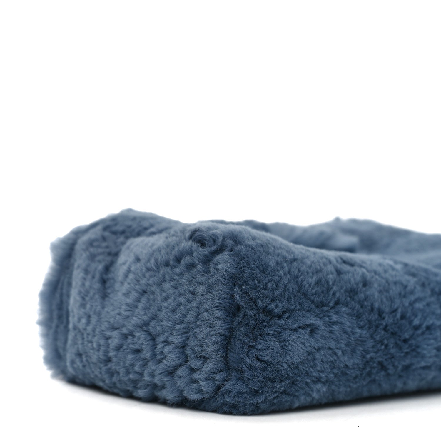 Chanel Rabbit Fur Mini CC Pouch Blue 1833648 – FASHIONPHILE